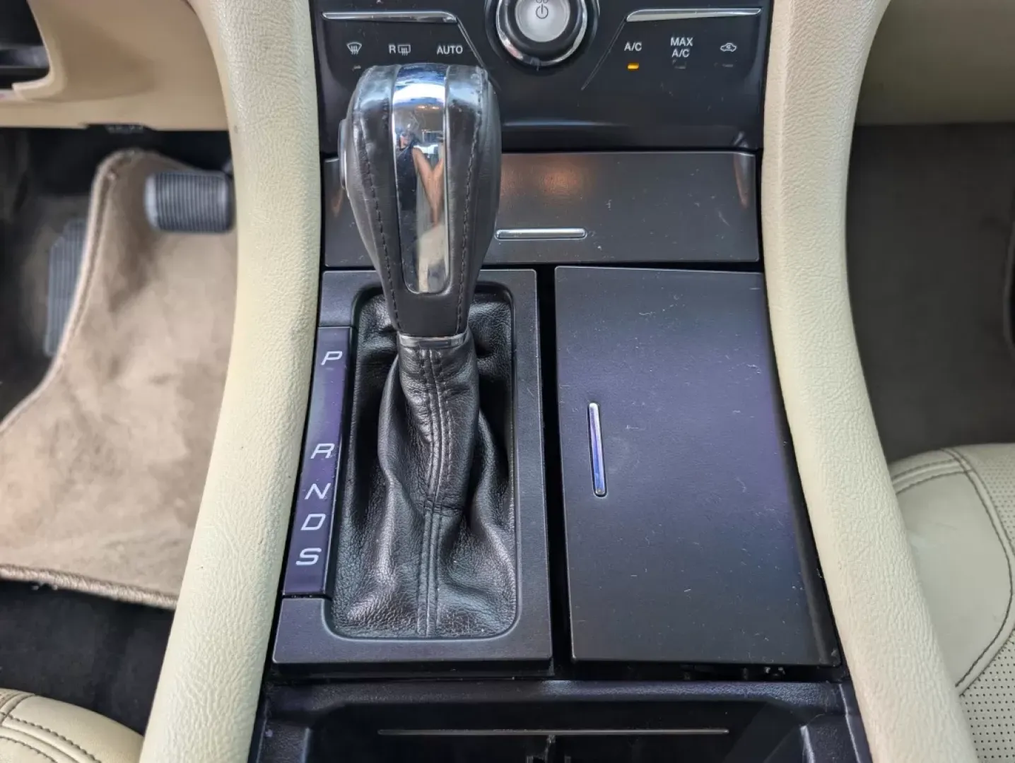 2015 Ford Taurus Limited (1FAHP2F89FG) with an Other engine, located at 5115 14th Ave., Columbus, GA, 31904, (706) 323-0345, 32.511494, -84.971046 - **Experience Comfort and Confidence with the 2015 Ford Taurus Limited at Gils Auto - Phenix City!**<br /> <br /> Are you in search of a versatile vehicle that caters to your lifestyle? Look no further than the 2015 Ford Taurus Limited, available now at Gils Auto, your trusted Buy Here Pay Here deale - Photo#12