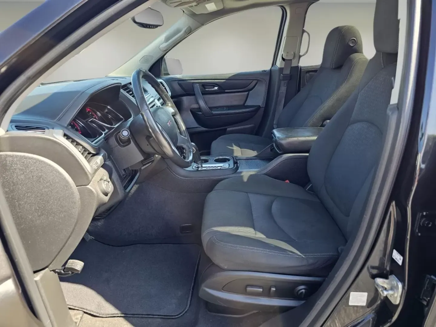 2015 /Ebony GMC Acadia SLE (1GKKVPKD4FJ) with an Other engine, located at 804 22nd Ave, Phenix City, AL, 36870, (334) 297-1860, 32.484749, -85.024475 - **Discover Adventure with the 2015 GMC Acadia at Gils Auto - Your Family's Next SUV!**<br /> <br /> Are you in search of the perfect vehicle for family road trips or weekend adventures? Look no further! The 2015 GMC Acadia, available at Gils Auto in Phenix City, AL, offers a spacious, comfortable ri - Photo#9