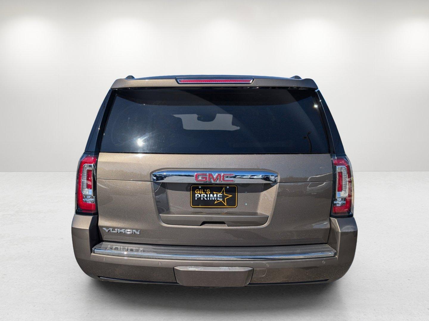 2015 /Cocoa/Shale GMC Yukon Denali (1GKS1CKJ9FR) with an Gas V8 6.2L/378 engine, 8-Speed Automatic transmission, located at 3959 U.S. 80 W, Phenix City, AL, 36870, (334) 297-4885, 32.469296, -85.135185 - 2015 GMC Yukon Denali - Photo#6