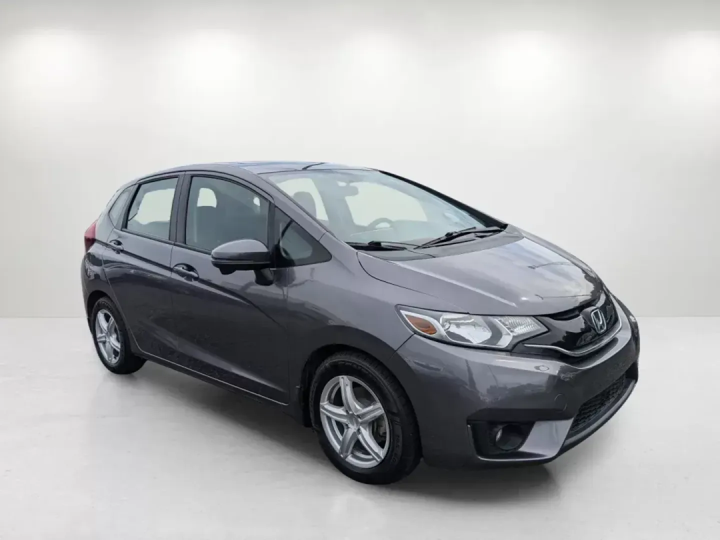 2015 Honda Fit (3HGGK5H85FM) with an Regular Unleaded I-4 1.5 L/91 engine, 1-Speed CVT w/OD transmission, located at 521 Old Farm Lane Rd, Prattville, AL, 36066, (334) 325-1505, 32.482460, -86.416367 - ### Discover Your Next Adventure with the 2015 Honda Fit at Gils Auto - Prattville!<br /> <br /> Are you ready to elevate your daily commute, family outing, or weekend adventure? Look no further! The 2015 Honda Fit is the perfect hatchback that seamlessly blends practicality with fun. Whether you're - Photo#2