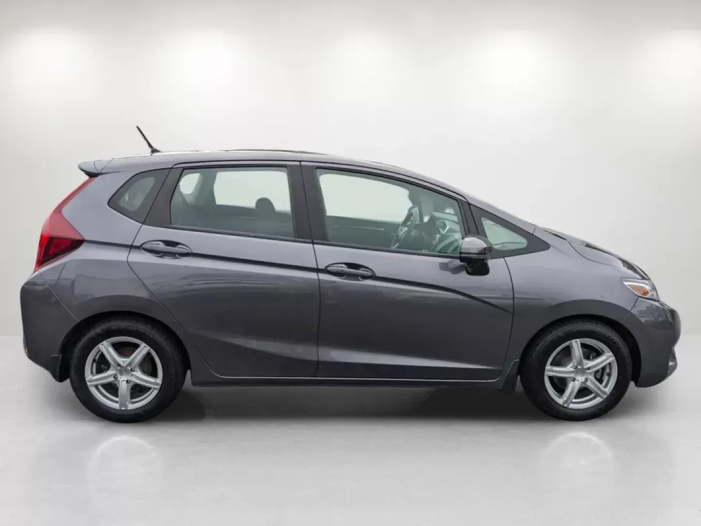 2015 Honda Fit (3HGGK5H85FM) with an Regular Unleaded I-4 1.5 L/91 engine, 1-Speed CVT w/OD transmission, located at 521 Old Farm Lane Rd, Prattville, AL, 36066, (334) 325-1505, 32.482460, -86.416367 - ### Discover Your Next Adventure with the 2015 Honda Fit at Gils Auto - Prattville!<br /> <br /> Are you ready to elevate your daily commute, family outing, or weekend adventure? Look no further! The 2015 Honda Fit is the perfect hatchback that seamlessly blends practicality with fun. Whether you're - Photo#3