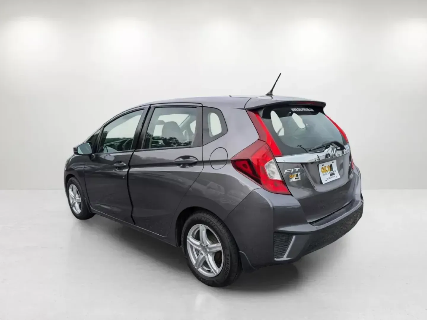 2015 Honda Fit (3HGGK5H85FM) with an Regular Unleaded I-4 1.5 L/91 engine, 1-Speed CVT w/OD transmission, located at 521 Old Farm Lane Rd, Prattville, AL, 36066, (334) 325-1505, 32.482460, -86.416367 - ### Discover Your Next Adventure with the 2015 Honda Fit at Gils Auto - Prattville!<br /> <br /> Are you ready to elevate your daily commute, family outing, or weekend adventure? Look no further! The 2015 Honda Fit is the perfect hatchback that seamlessly blends practicality with fun. Whether you're - Photo#6