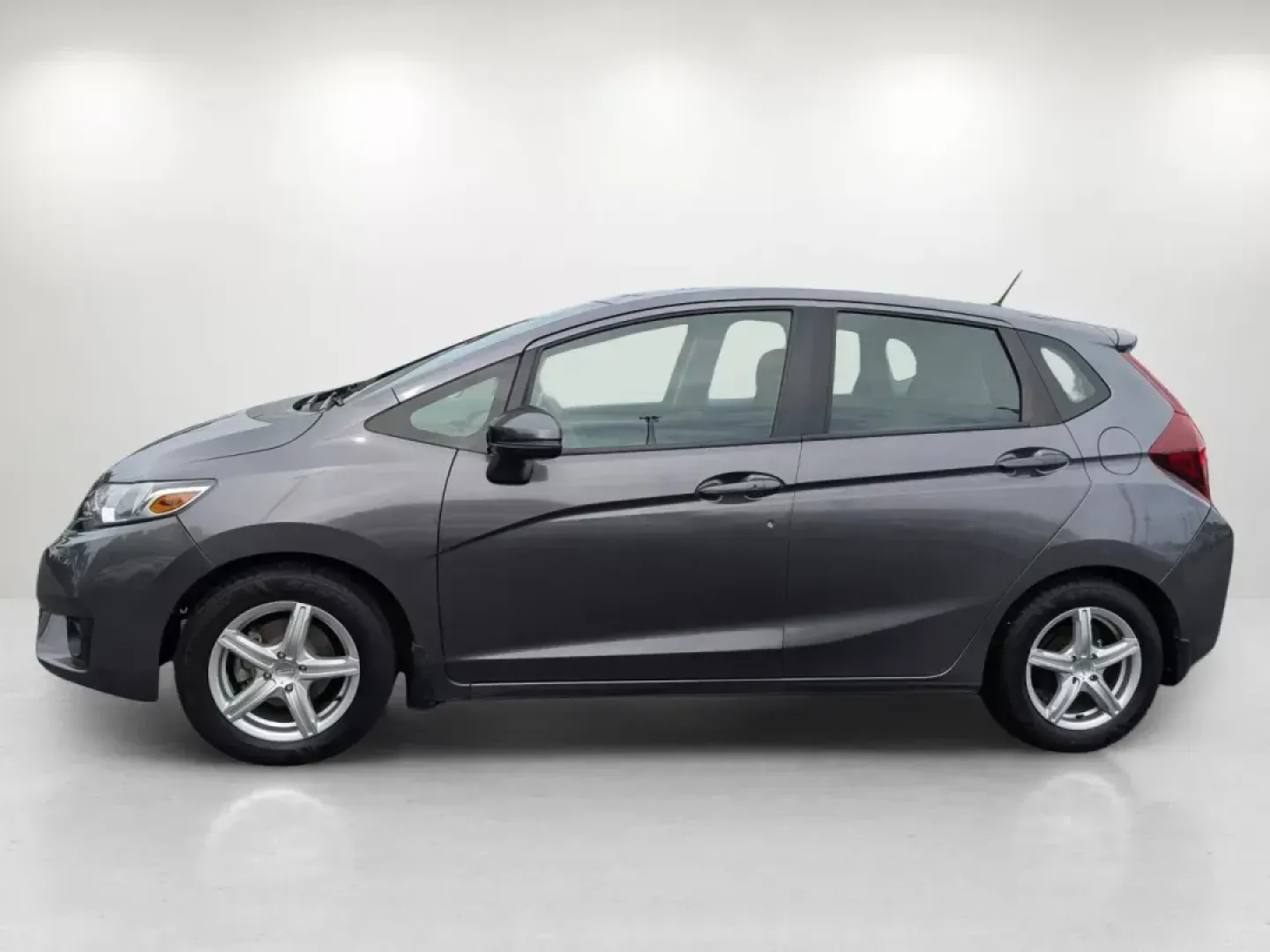 2015 Honda Fit (3HGGK5H85FM) with an Regular Unleaded I-4 1.5 L/91 engine, 1-Speed CVT w/OD transmission, located at 521 Old Farm Lane Rd, Prattville, AL, 36066, (334) 325-1505, 32.482460, -86.416367 - ### Discover Your Next Adventure with the 2015 Honda Fit at Gils Auto - Prattville!<br /> <br /> Are you ready to elevate your daily commute, family outing, or weekend adventure? Look no further! The 2015 Honda Fit is the perfect hatchback that seamlessly blends practicality with fun. Whether you're - Photo#7