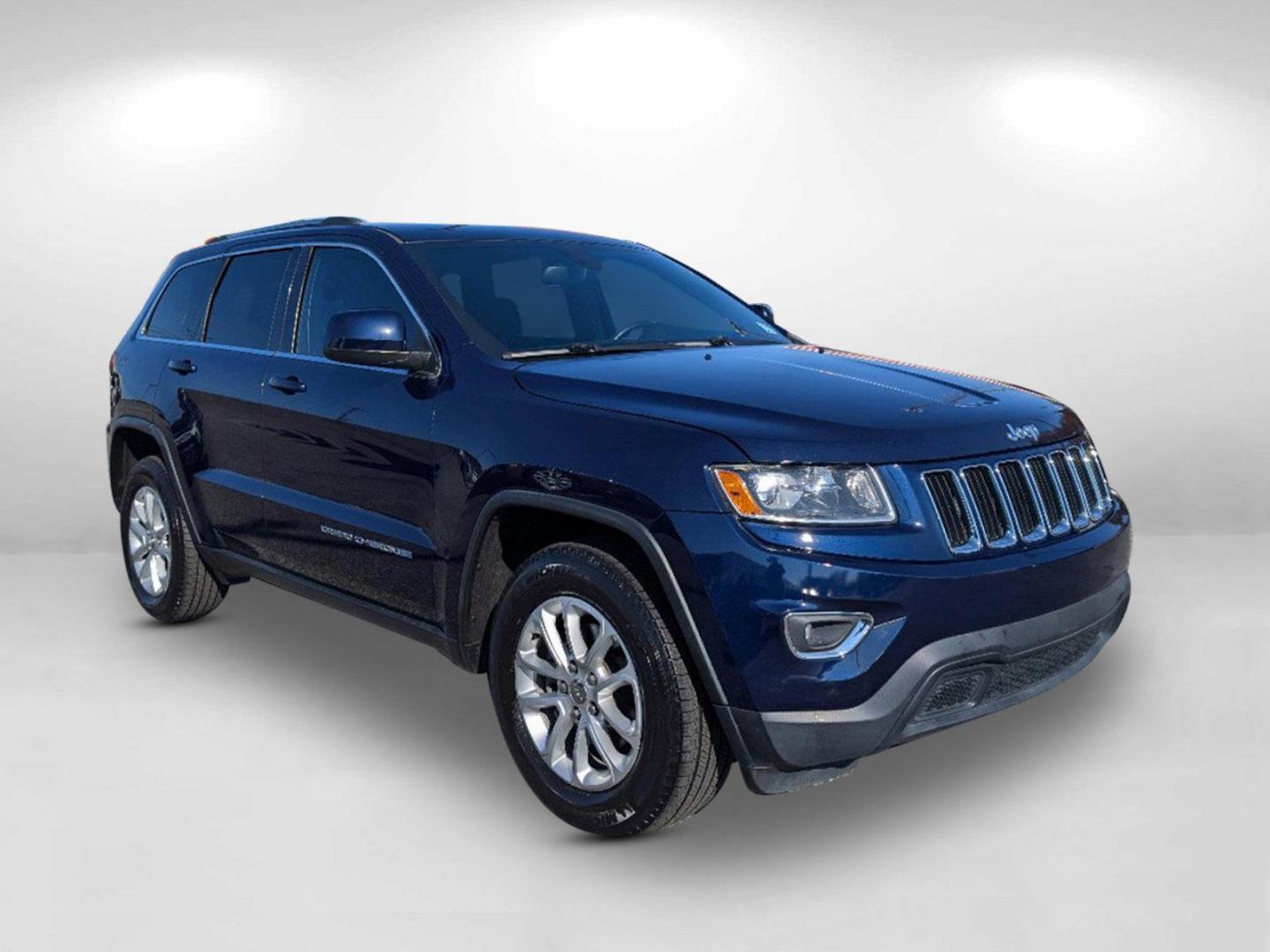 2015 /Black Jeep Grand Cherokee Laredo (1C4RJEAGXFC) with an Regular Unleaded V-6 3.6 L/220 engine, 8-Speed Automatic w/OD transmission, located at 5115 14th Ave., Columbus, GA, 31904, (706) 323-0345, 32.511494, -84.971046 - 2015 Jeep Grand Cherokee Laredo - Photo#2