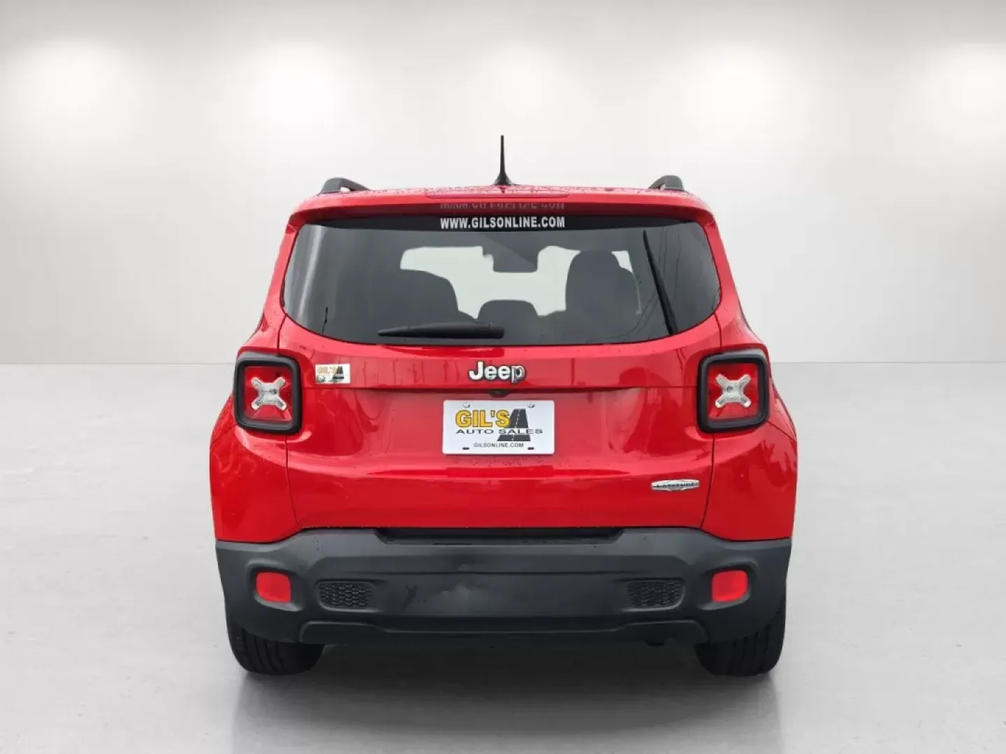 2015 /Black Jeep Renegade Latitude (ZACCJABT9FP) with an Other engine, located at 521 Old Farm Lane Rd, Prattville, AL, 36066, (334) 325-1505, 32.482460, -86.416367 - Elevate your daily commute or weekend getaways with the versatile 2015 Jeep Renegade Latitude, now available at Gils Auto in Phenix City, AL. This sporty crossover is designed to seamlessly integrate into your active lifestyle, whether you're navigating city streets or exploring scenic backroads. Wi - Photo#6