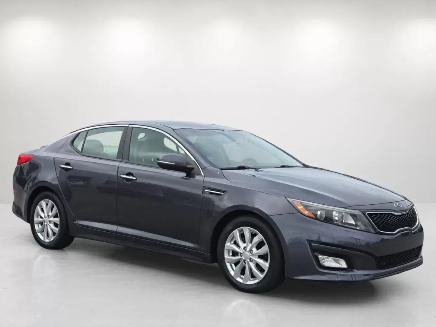 2015 /Beige Kia Optima LX (5XXGM4A75FG) with an Other engine, located at 3959 U.S. 80 W, Phenix City, AL, 36870, (334) 297-4885, 32.469296, -85.135185 - ### Drive into Adventure with the 2015 Kia Optima LX<br /> <br /> Are you looking for a reliable, stylish, and affordable sedan that perfectly blends comfort and practicality? Look no further than the stunning 2015 Kia Optima LX, available now at Gils Auto in Phenix City, AL! This versatile vehicle - Photo#4