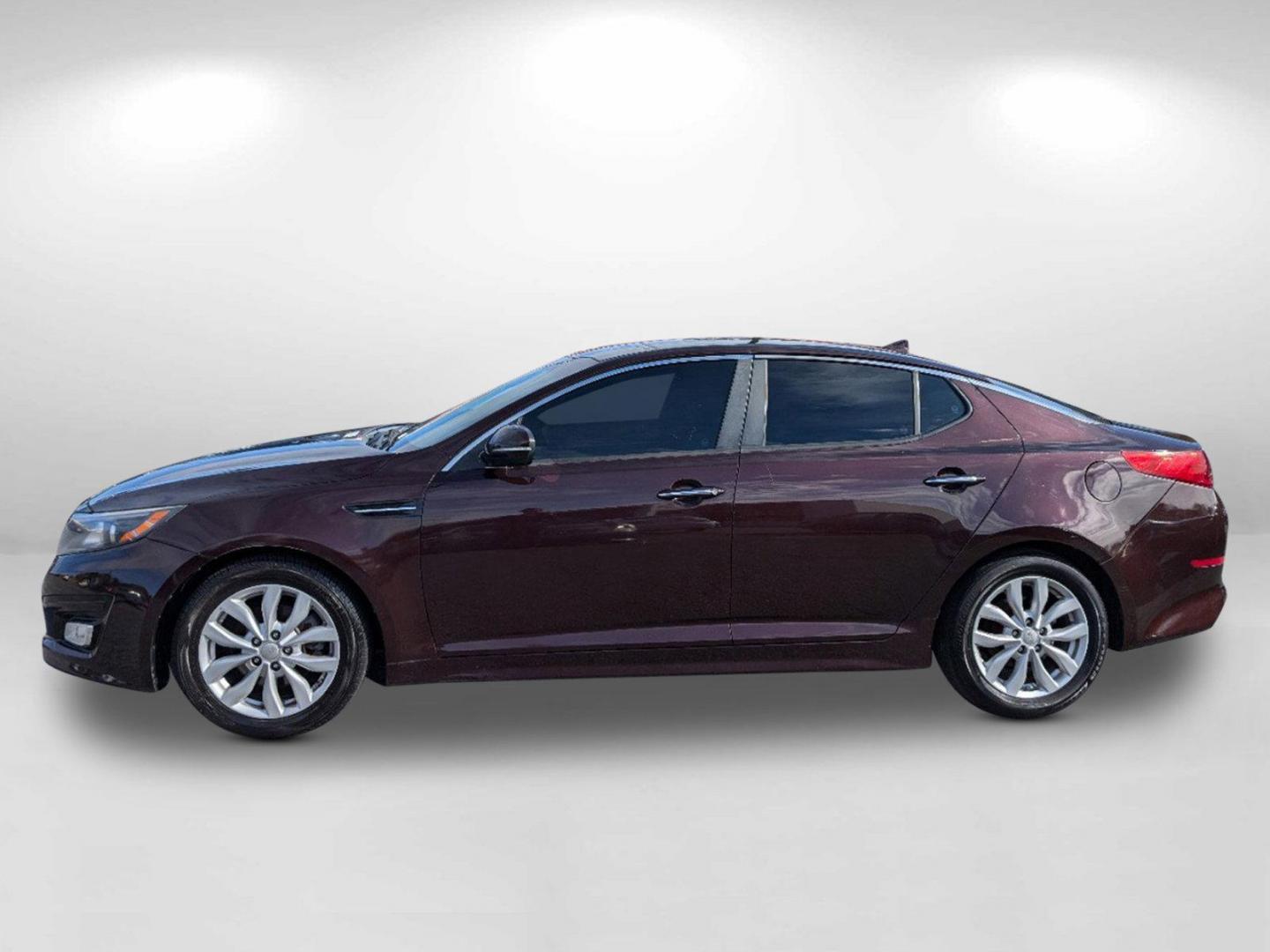 2015 /Beige Kia Optima LX (5XXGM4A7XFG) with an Regular Unleaded I-4 2.4 L/144 engine, 6-Speed Automatic w/OD transmission, located at 7000 Northlake Connector, Columbus, GA, 31904, (706) 987-8085, 32.524975, -84.978134 - 2015 Kia Optima LX - Photo#9