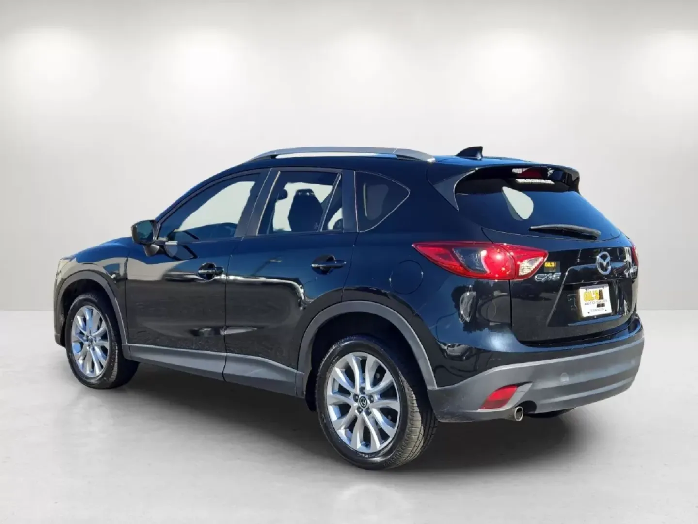 2015 /Black Mazda CX-5 Grand Touring (JM3KE2DYXF0) with an Other engine, located at 1430 Gateway Drive, Opelika, AL, 36801, (334) 239-0944, 32.637871, -85.409790 - **Discover the Perfect SUV for Your Next Adventure: 2015 Mazda CX-5 Grand Touring at Gils Auto - Phenix City**<br /> <br /> Are you searching for a versatile vehicle that seamlessly fits your active lifestyle? Look no further than the 2015 Mazda CX-5 Grand Touring, available now at Gils Auto in Phen - Photo#7
