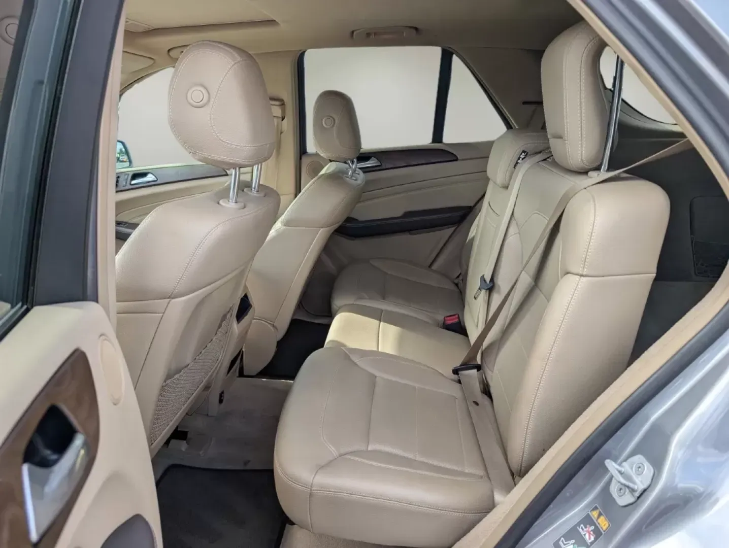 2015 Mercedes-Benz M-Class ML 350 (4JGDA5JB4FA) with an Other engine, located at 804 22nd Ave, Phenix City, AL, 36870, (334) 297-1860, 32.484749, -85.024475 - Discover the perfect blend of luxury and versatility with the 2015 Mercedes-Benz M-Class ML 350, available now at Gils Auto in Phenix City, AL. Whether you're a growing family needing a reliable vehicle for school runs or a commuter seeking comfort on long drives, this SUV is designed to elevate you - Photo#9