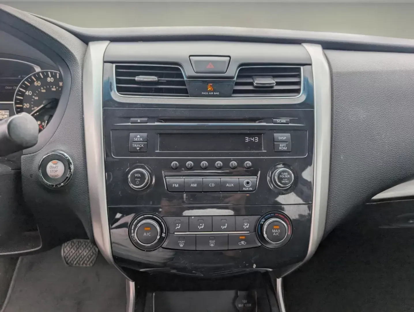 2015 /Charcoal Nissan Altima 2.5 S (1N4AL3APXFC) with an Other engine, located at 804 22nd Ave, Phenix City, AL, 36870, (334) 297-1860, 32.484749, -85.024475 - Looking for a reliable sedan that fits seamlessly into your busy lifestyle? The 2015 Nissan Altima 2.5 S is the perfect companion for commuters, families, and anyone who values comfort and efficiency on the road. With its sleek Super Black exterior and spacious interior, this vehicle not only turns - Photo#14