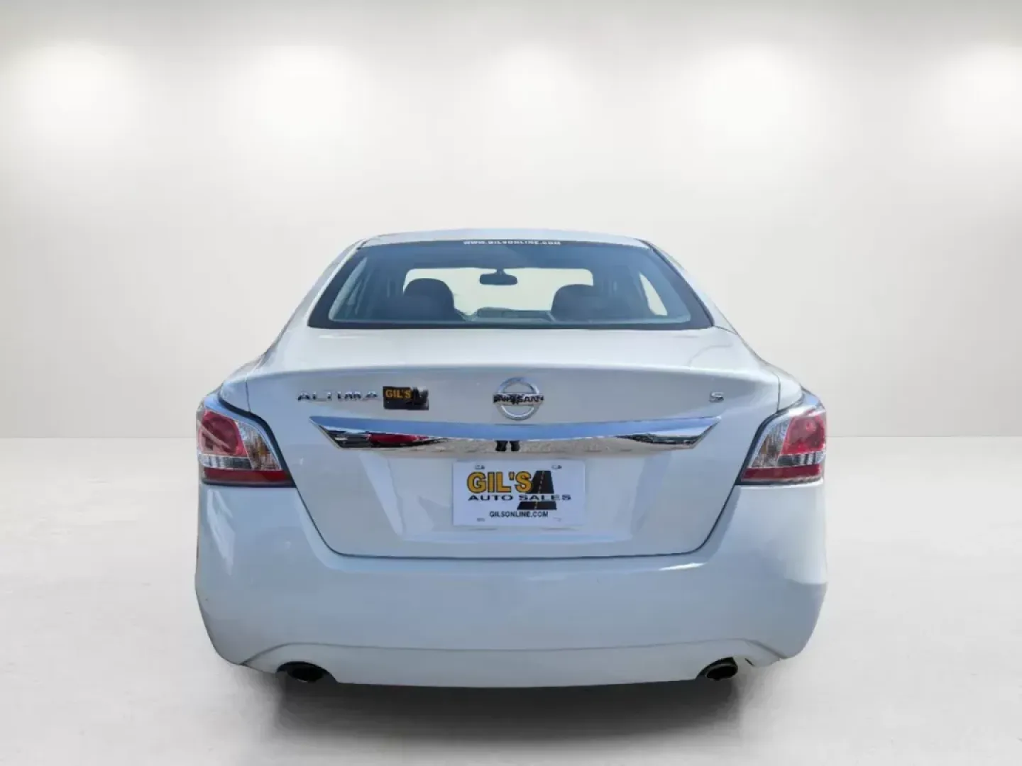 2015 /Charcoal Nissan Altima 2.5 S (1N4AL3AP8FC) with an Regular Unleaded I-4 2.5 L/152 engine, 1-Speed CVT w/OD transmission, located at 1430 Gateway Drive, Opelika, AL, 36801, (334) 239-0944, 32.637871, -85.409790 - 2015 Nissan Altima 2.5 S - Photo#4