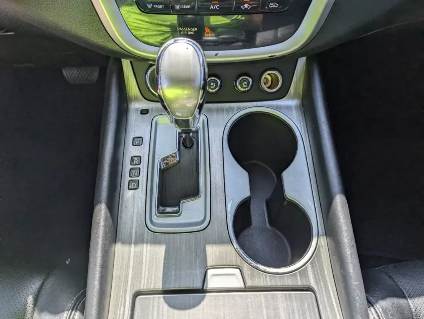 2015 /Black Nissan Murano Platinum (5N1AZ2MG3FN) with an Other engine, located at 521 Old Farm Lane Rd, Prattville, AL, 36066, (334) 325-1505, 32.482460, -86.416367 - Elevate your everyday adventures with this stunning 2015 Nissan Murano Platinum, expertly designed for comfort, style, and convenience. Perfect for families, commuters, or anyone who loves weekend getaways, this SUV seamlessly combines luxury and practicality, making it the ideal companion for all y - Photo#12