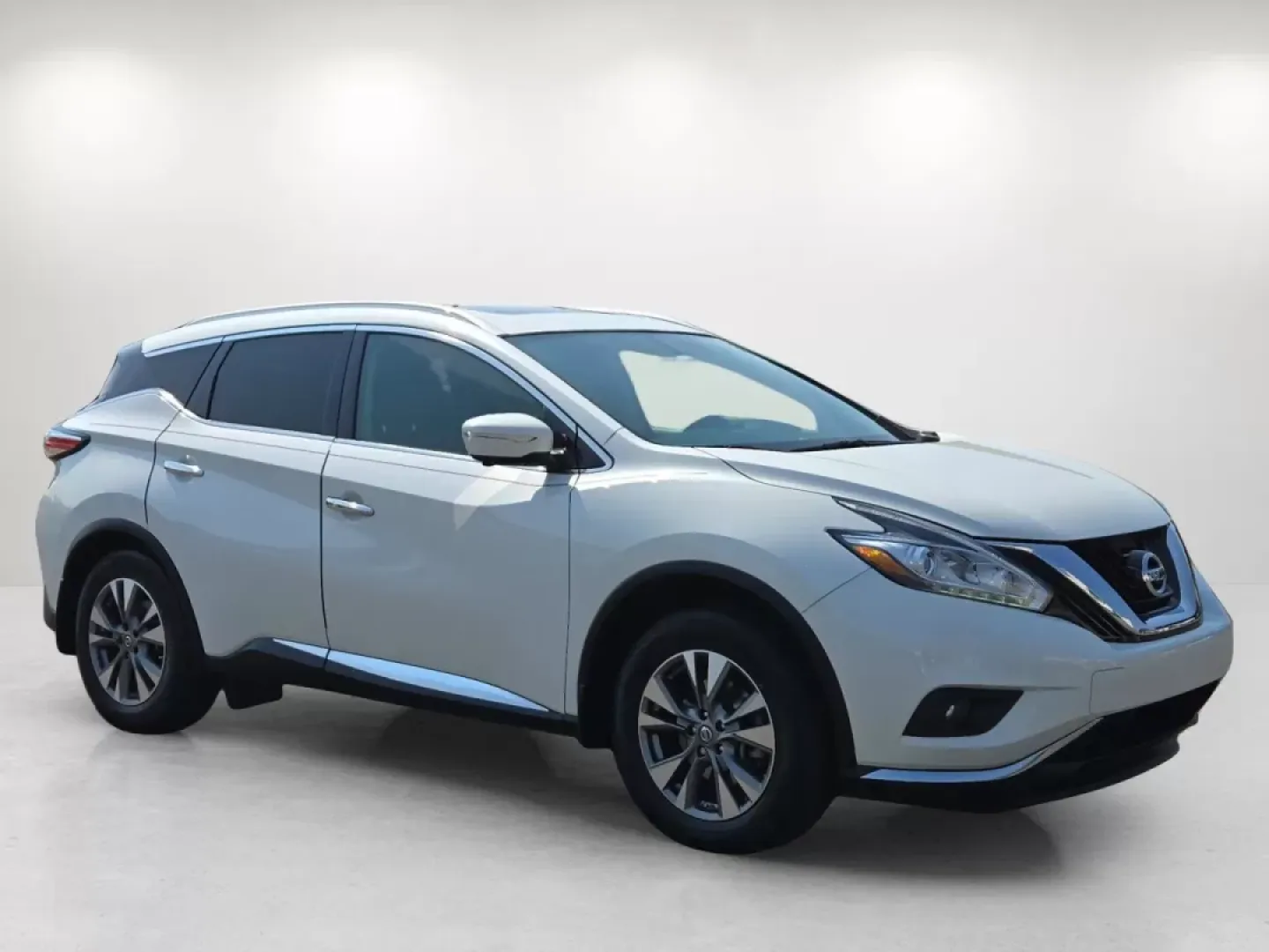 2015 /Black Nissan Murano SL (5N1AZ2MG3FN) with an Other engine, located at 521 Old Farm Lane Rd, Prattville, AL, 36066, (334) 325-1505, 32.482460, -86.416367 - **Discover the Perfect Family SUV: 2015 Nissan Murano SL at Gils Auto in Prattville, AL!**<br /> <br /> Are you in the market for a reliable vehicle that combines comfort, style, and versatility? Look no further than this stunning 2015 Nissan Murano SL, perfect for growing families and weekend adven - Photo#4