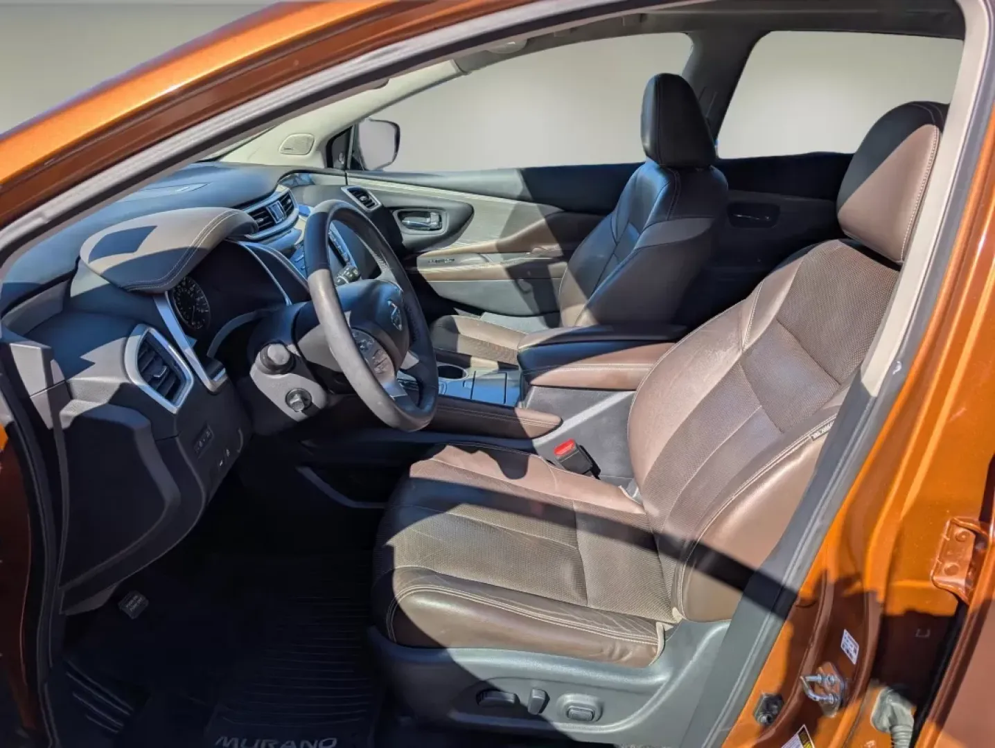 2015 /Brown Nissan Murano Platinum (5N1AZ2MG5FN) with an Other engine, located at 3959 U.S. 80 W, Phenix City, AL, 36870, (334) 297-4885, 32.469296, -85.135185 - Experience the perfect blend of style, comfort, and advanced technology with the stunning 2015 Nissan Murano Platinum, now available at Gils Auto in Phenix City, AL. Whether you're commuting during the week or embarking on weekend getaways with family and friends, this SUV is designed for those who - Photo#10