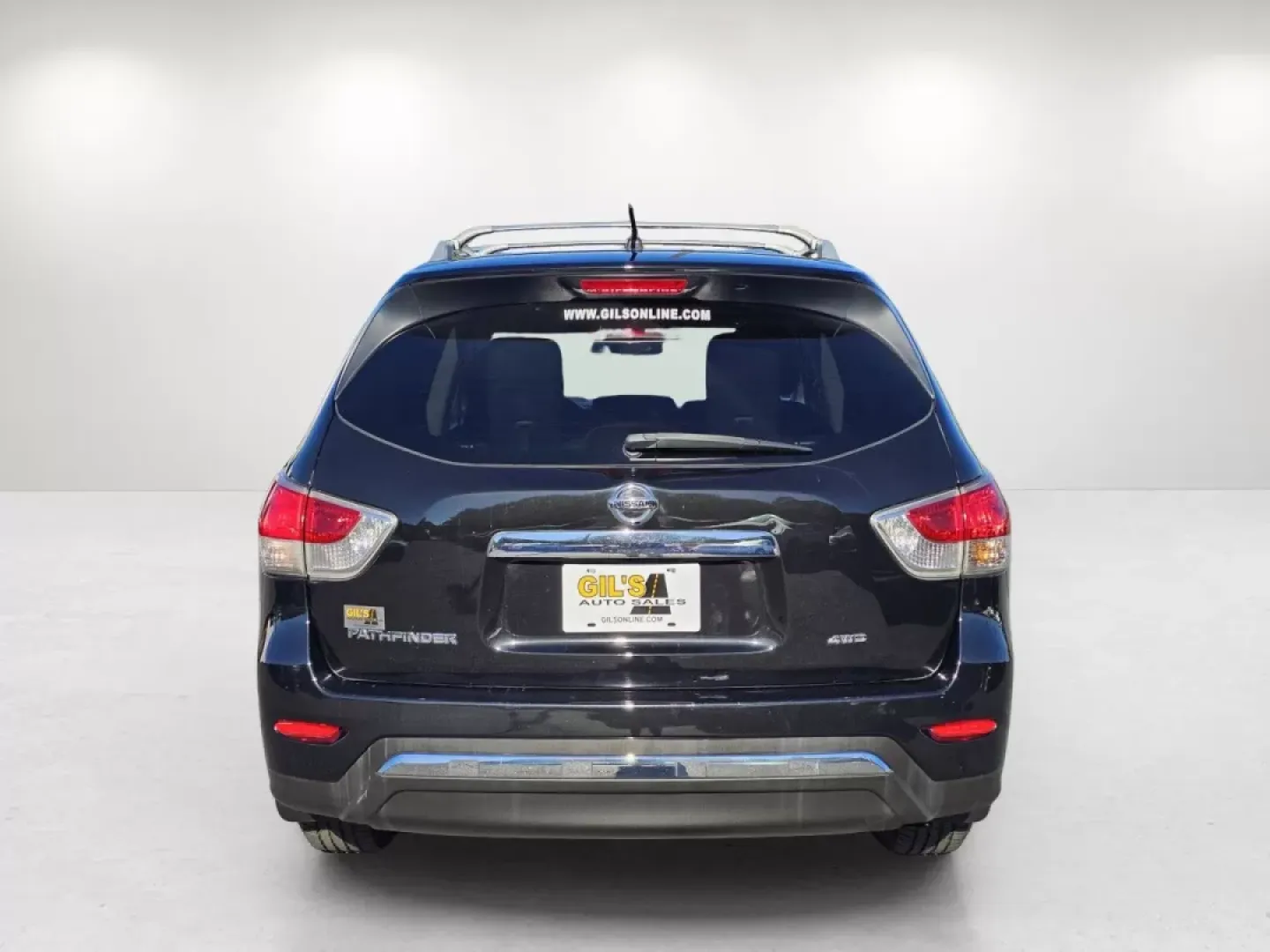 2015 /Charcoal Nissan Pathfinder S (5N1AR2MM6FC) with an Other engine, located at 804 22nd Ave, Phenix City, AL, 36870, (334) 297-1860, 32.484749, -85.024475 - **Explore the Great Outdoors with the 2015 Nissan Pathfinder S! Perfect for Weekend Adventures and Growing Families!**<br /> <br /> Are you ready to elevate your family outings and weekend getaways? Introducing the 2015 Nissan Pathfinder S, a versatile and spacious SUV designed for both adventure an - Photo#5