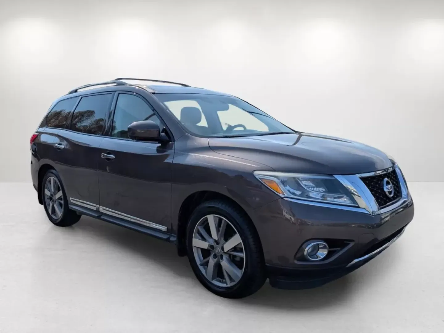2015 /Almond Nissan Pathfinder Platinum (5N1AR2MN9FC) with an Other engine, located at 3959 U.S. 80 W, Phenix City, AL, 36870, (334) 297-4885, 32.469296, -85.135185 - **Unleash Adventure with the 2015 Nissan Pathfinder Platinum at Gils Auto in Phenix City, AL!**<br /> <br /> Are you ready for family road trips that create lasting memories? The 2015 Nissan Pathfinder Platinum is your perfect companion for weekend getaways, daily commutes, and everything in between - Photo#3
