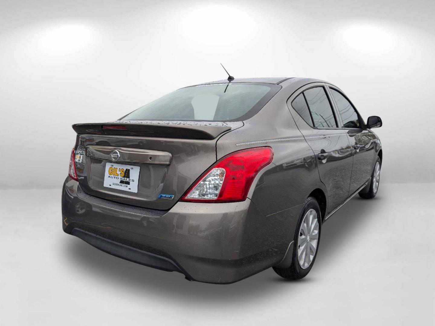 2015 /Charcoal Nissan Versa S Plus (3N1CN7AP3FL) with an Regular Unleaded I-4 1.6 L/98 engine, 1-Speed CVT w/OD transmission, located at 521 Old Farm Lane Rd, Prattville, AL, 36066, (334) 325-1505, 32.482460, -86.416367 - 2015 Nissan Versa S Plus - Photo#5