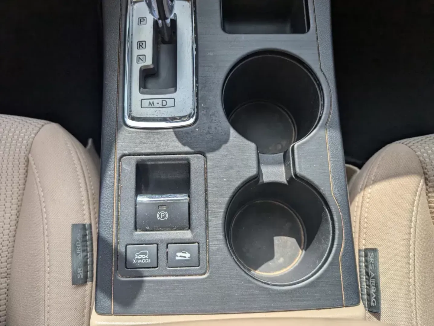 2015 /Warm Ivory Subaru Outback 2.5i Premium (4S4BSBDC1F3) with an Regular Unleaded H-4 2.5 L/152 engine, 6-Speed CVT w/OD transmission, located at 1430 Gateway Drive, Opelika, AL, 36801, (334) 239-0944, 32.637871, -85.409790 - 2015 Subaru Outback 2.5i Premium - Photo#12