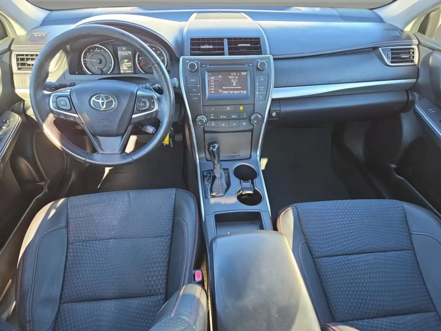 2015 Toyota Camry SE (4T1BF1FK1FU) with an Other engine, located at 1430 Gateway Drive, Opelika, AL, 36801, (334) 239-0944, 32.637871, -85.409790 - Are you searching for a reliable vehicle that combines comfort, style, and affordability? Look no further than this 2015 Toyota Camry, now available at Gils Auto in Phenix City, AL. Whether you're commuting to work, shuttling the kids around, or embarking on weekend adventures, this sedan is the per - Photo#13