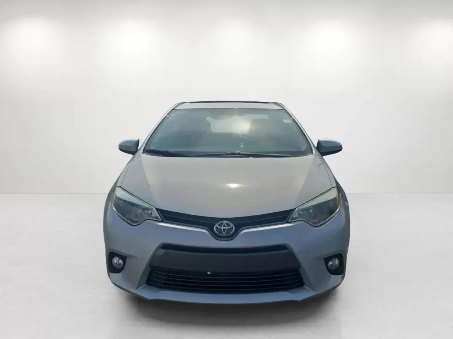 2015 Toyota Corolla LE (2T1BURHE2FC) with an Other engine, located at 1430 Gateway Drive, Opelika, AL, 36801, (334) 239-0944, 32.637871, -85.409790 - **Discover Your Perfect Commuter Companion: 2015 Toyota Corolla LE at Gils Auto - Opelika!**<br /> <br /> Are you searching for a reliable sedan that excels in daily commutes, weekend getaways, and everything in between? Look no further! The 2015 Toyota Corolla LE, available now at Gils Auto in Opel - Photo#1