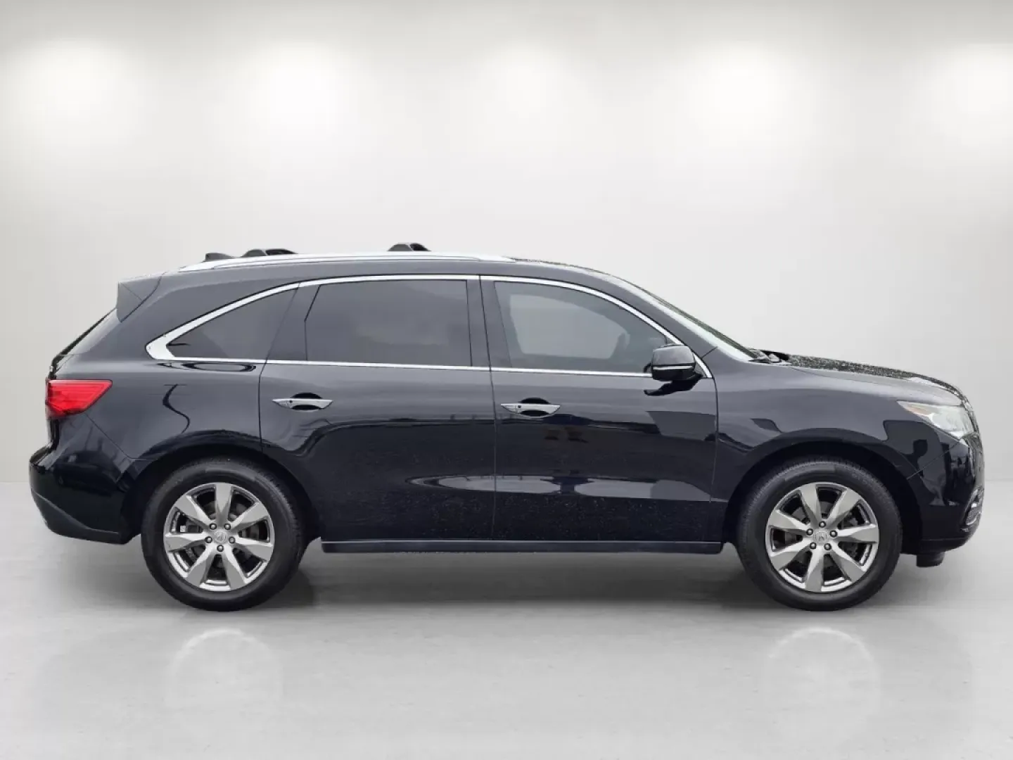 2016 Acura MDX w/Advance/Entertainment (5FRYD4H90GB) with an Other engine, located at 3959 U.S. 80 W, Phenix City, AL, 36870, (334) 297-4885, 32.469296, -85.135185 - **Discover Your Next Adventure with the 2016 Acura MDX at Gils Auto Prattville!**<br /> <br /> If you're looking for a vehicle that seamlessly blends luxury, performance, and practicality, the 2016 Acura MDX is your ideal partner for family road trips, daily commutes, and everything in between. Wit - Photo#4
