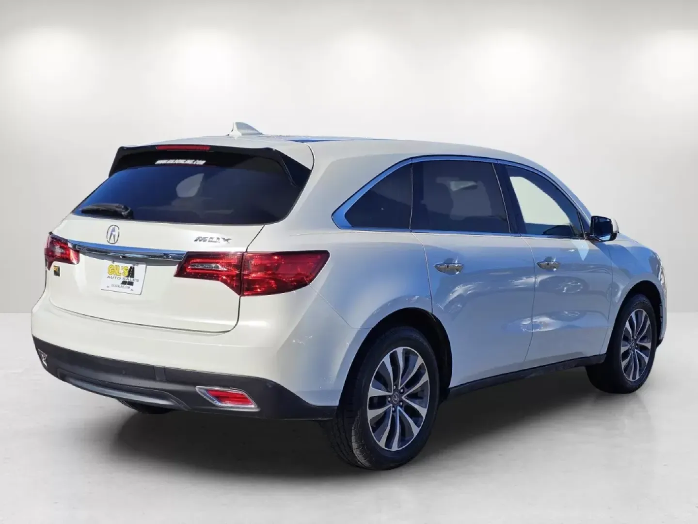 2016 Acura MDX w/Tech (5FRYD3H49GB) with an Other engine, located at 804 22nd Ave, Phenix City, AL, 36870, (334) 297-1860, 32.484749, -85.024475 - **Experience Luxury and Versatility with the 2016 Acura MDX at Gils Auto - Phenix City!**<br /> <br /> Are you searching for the perfect family SUV that offers both style and functionality? Look no further! The 2016 Acura MDX is designed for growing families and adventurers alike, making it the idea - Photo#5