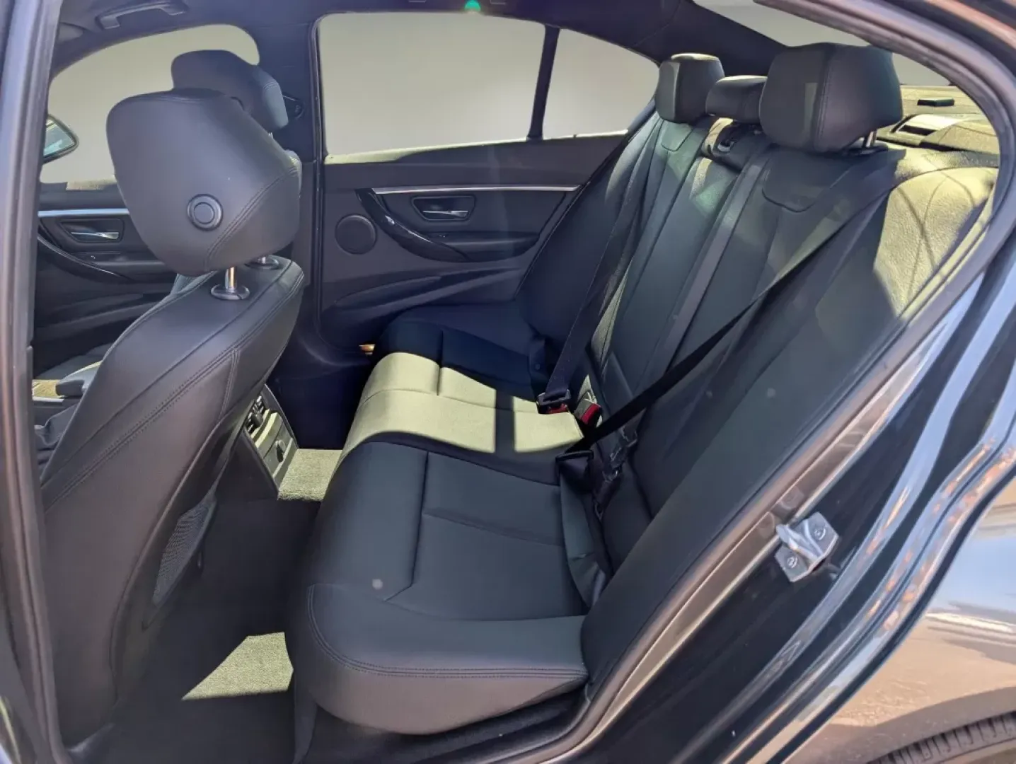 2016 BMW 3 Series 328i (WBA8E9G56GN) with an Other engine, located at 7000 Northlake Connector, Columbus, GA, 31904, (706) 987-8085, 32.524975, -84.978134 - Are you ready to elevate your daily commute or embark on your next weekend adventure? Look no further than this stunning 2016 BMW 3 Series 328i, available now at Gils Auto in Phenix City, AL. This stylish sedan combines luxury and performance, making it the perfect vehicle for budget-conscious buyer - Photo#10