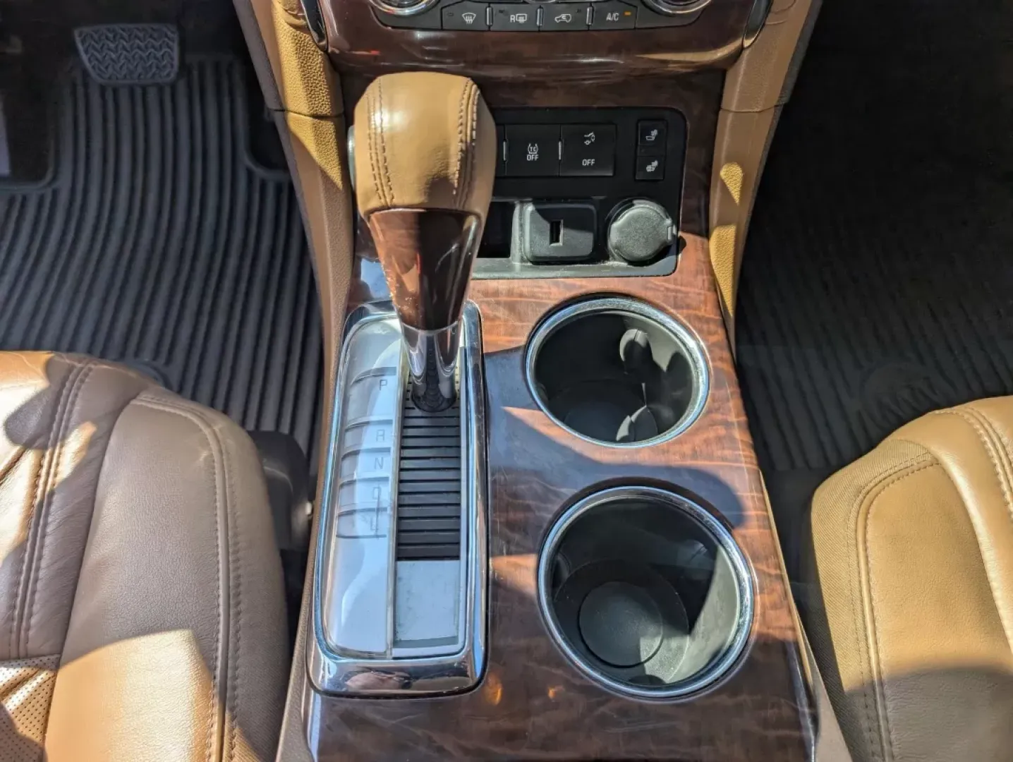 2016 /Choccachino Buick Enclave Leather (5GAKRBKD8GJ) with an Other engine, located at 5115 14th Ave., Columbus, GA, 31904, (706) 323-0345, 32.511494, -84.971046 - **Discover the Perfect Family Adventure Vehicle: 2016 Buick Enclave at Gils Auto - Phenix City!**<br /> <br /> Are you ready to elevate your family's travel experience? The 2016 Buick Enclave is not just a vehicle; it's a lifestyle upgrade designed for those who value comfort, safety, and versatilit - Photo#13
