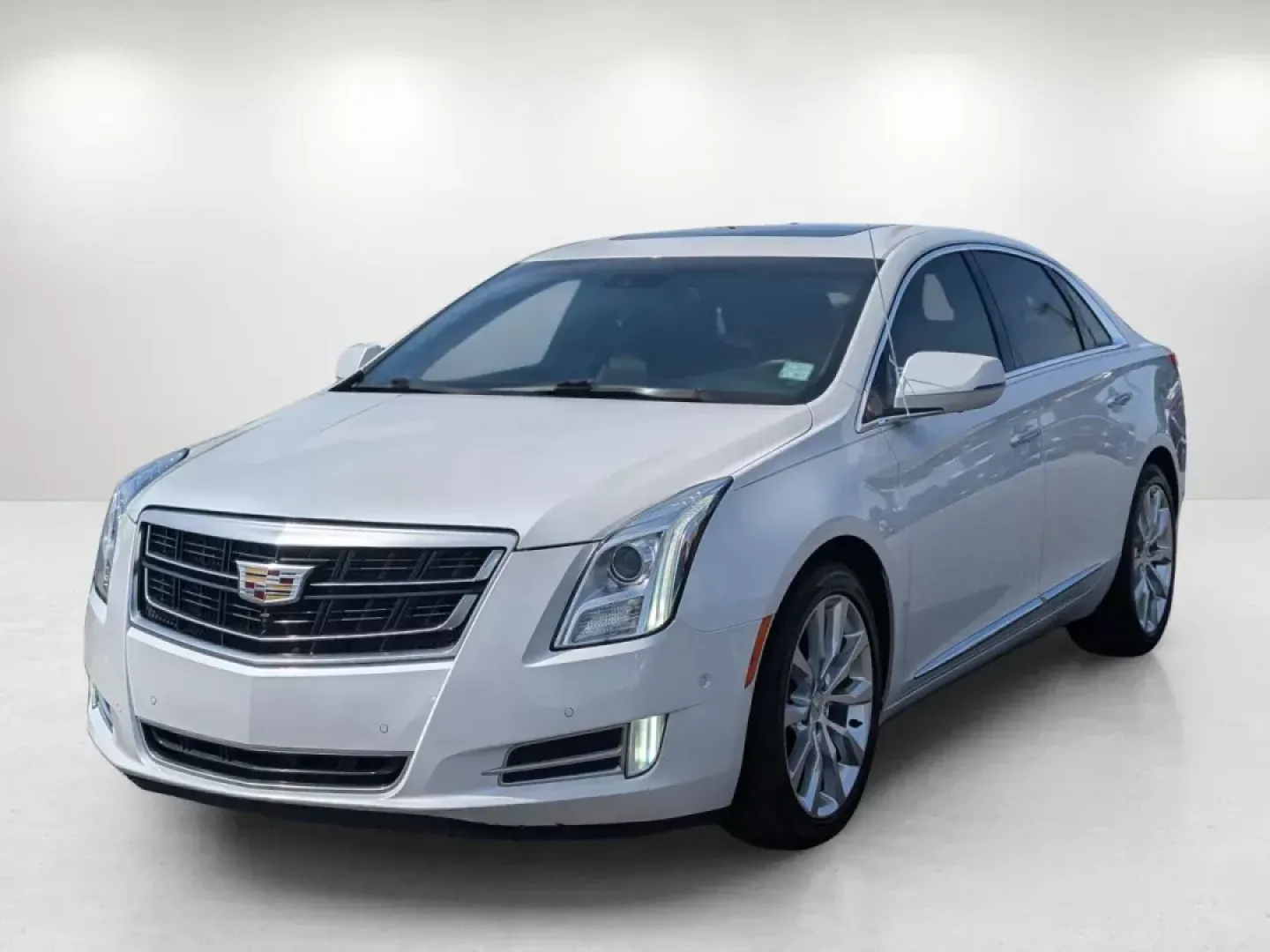 2016 /Kona Brown with Jet Black accents Cadillac XTS Luxury Collection (2G61M5S36G9) with an Gas V6 3.6L/217 engine, 6-Speed Automatic w/Manual Shift transmission, located at 5115 14th Ave., Columbus, GA, 31904, (706) 323-0345, 32.511494, -84.971046 - 2016 Cadillac XTS Luxury Collection - Photo#0
