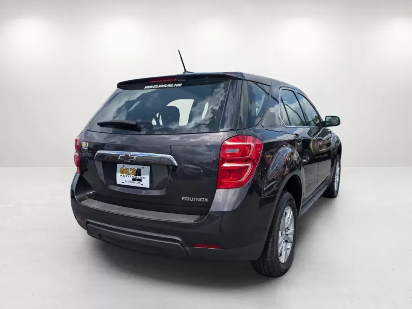 2016 /Jet Black Chevrolet Equinox LS (2GNALBEK9G6) with an Gas I4 2.4/145 engine, 6-Speed Automatic transmission, located at 804 22nd Ave, Phenix City, AL, 36870, (334) 297-1860, 32.484749, -85.024475 - **Experience Adventure with the 2016 Chevrolet Equinox LS Your Perfect Road Companion!**<br /> <br /> Are you ready to elevate your daily commute or embark on weekend adventures with family and friends? The 2016 Chevrolet Equinox LS is designed to meet the demands of modern lifestyles, making it a - Photo#5