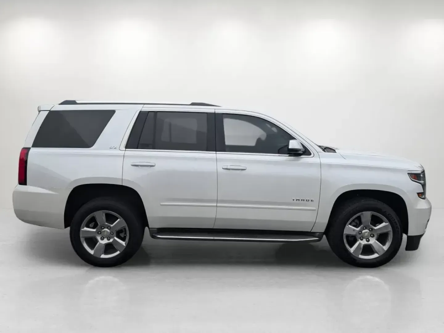 2016 /Jet Black Chevrolet Tahoe LTZ (1GNSCCKC7GR) with an Other engine, located at 1430 Gateway Drive, Opelika, AL, 36801, (334) 239-0944, 32.637871, -85.409790 - ### Discover the 2016 Chevrolet Tahoe LTZ Your Perfect Family Adventure SUV!<br /> <br /> Are you ready to elevate your family adventures or conquer your daily commute with style and comfort? Look no further than this stunning 2016 Chevrolet Tahoe LTZ, available now at Gils Auto in Opelika, AL. Whe - Photo#3