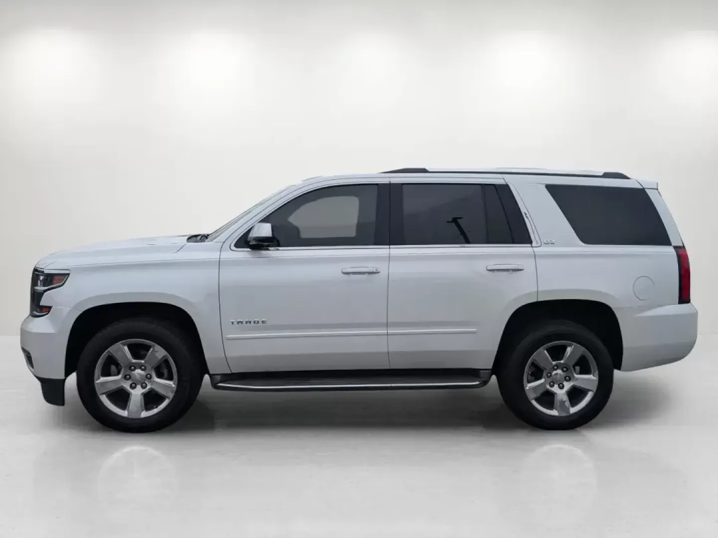 2016 /Jet Black Chevrolet Tahoe LTZ (1GNSCCKC7GR) with an Other engine, located at 1430 Gateway Drive, Opelika, AL, 36801, (334) 239-0944, 32.637871, -85.409790 - ### Discover the 2016 Chevrolet Tahoe LTZ Your Perfect Family Adventure SUV!<br /> <br /> Are you ready to elevate your family adventures or conquer your daily commute with style and comfort? Look no further than this stunning 2016 Chevrolet Tahoe LTZ, available now at Gils Auto in Opelika, AL. Whe - Photo#7