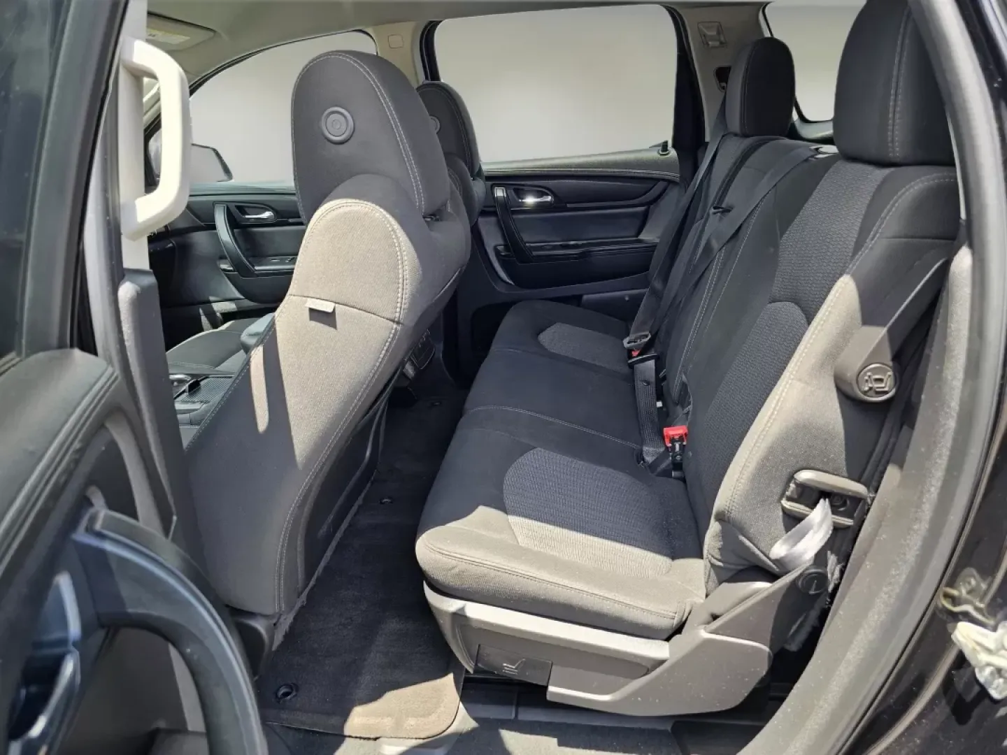 2016 /Ebony Chevrolet Traverse LT (1GNKRGKD9GJ) with an Other engine, located at 521 Old Farm Lane Rd, Prattville, AL, 36066, (334) 325-1505, 32.482460, -86.416367 - **Discover Your Next Adventure with the 2016 Chevrolet Traverse LT at Gils Auto in Prattville, AL!**<br /> <br /> Looking for a vehicle that can seamlessly adapt to your lifestyle? Whether you're a growing family in need of spacious seating, a commuter seeking comfort on long drives, or someone who - Photo#14