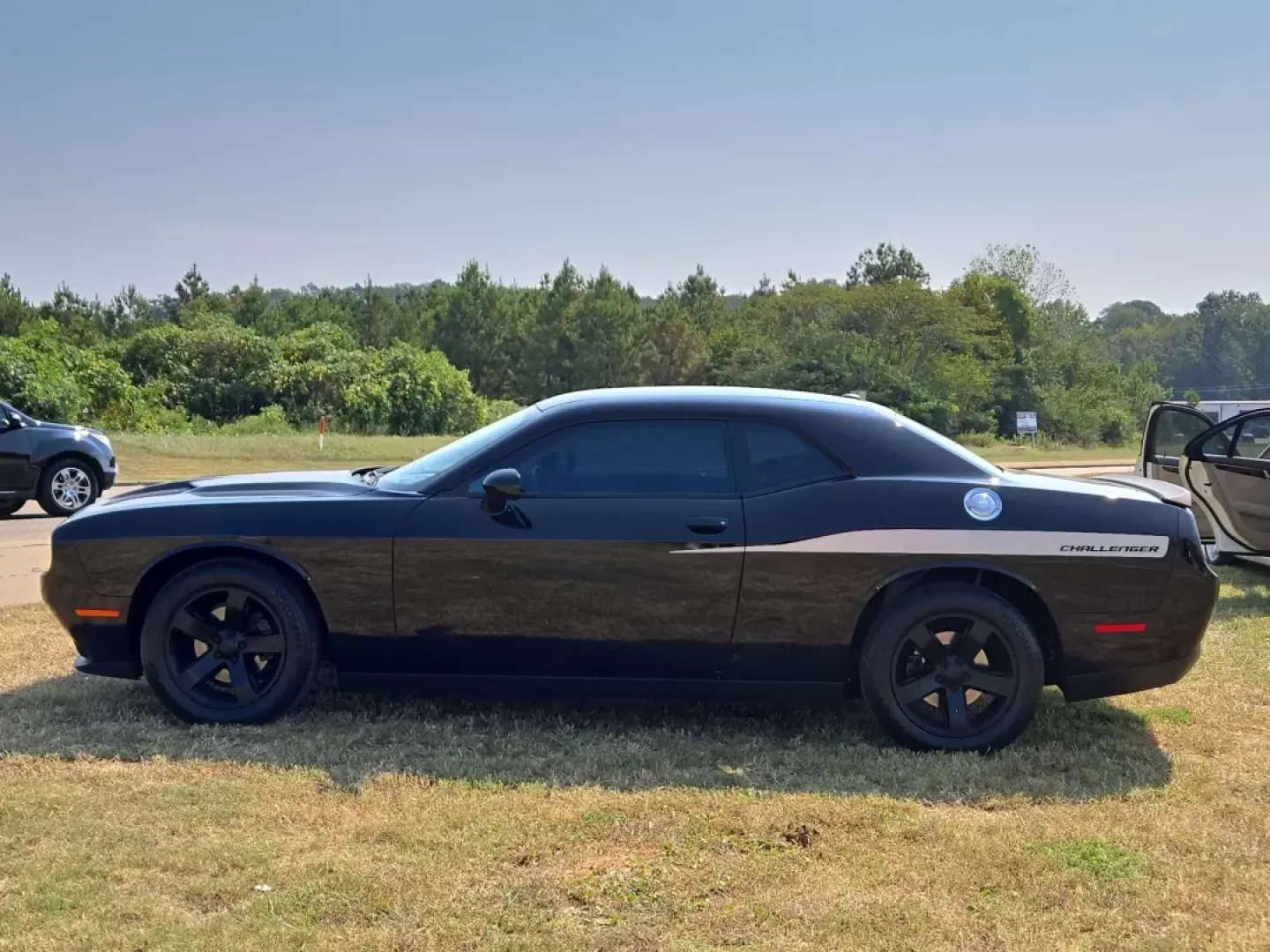 2016 /Black Dodge Challenger SXT (2C3CDZAG6GH) with an Other engine, located at 521 Old Farm Lane Rd, Prattville, AL, 36066, (334) 325-1505, 32.482460, -86.416367 - Unleash your adventurous spirit with the 2016 Dodge Challenger SXT, a thrilling coupe that perfectly blends style, performance, and comfort-ideal for anyone who craves the open road. Whether you're commuting to work, taking the family on weekend excursions, or simply enjoying the pleasure of driving - Photo#8