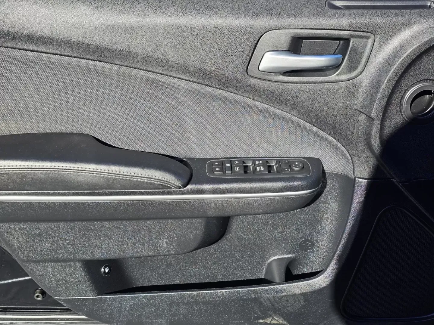 2016 /Black Dodge Charger SE (2C3CDXBG3GH) with an Other engine, located at 804 22nd Ave, Phenix City, AL, 36870, (334) 297-1860, 32.484749, -85.024475 - Experience the thrill of the open road with the 2016 Dodge Charger SE, a perfect blend of style and performance ideal for both daily commuters and weekend adventurers. This sporty coupe isn't just a car; it's a lifestyle choice designed for those who crave excitement, whether you're navigating city - Photo#8