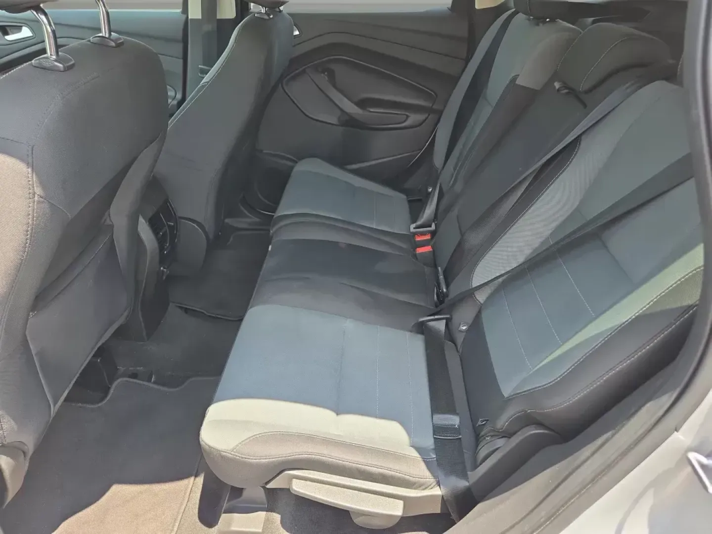 2016 Ford Escape SE (1FMCU0GX3GU) with an Other engine, located at 5115 14th Ave., Columbus, GA, 31904, (706) 323-0345, 32.511494, -84.971046 - Explore a world of adventure and daily convenience with the 2016 Ford Escape SE, proudly offered by Gils Auto - Phenix City #2, your premier Buy Here Pay Here dealership located at 804 22nd Ave, Phenix City, AL 36870. This versatile SUV is perfect for growing families, budget-conscious buyers, or co - Photo#12