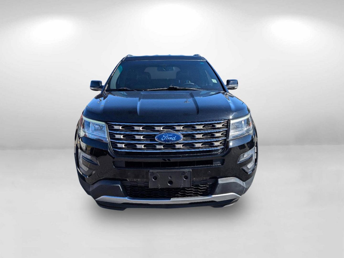 2016 Ford Explorer XLT (1FM5K8D83GG) with an Regular Unleaded V-6 3.5 L/213 engine, 6-Speed Automatic w/OD transmission, located at 804 22nd Ave, Phenix City, AL, 36870, (334) 297-1860, 32.484749, -85.024475 - 2016 Ford Explorer XLT - Photo#1