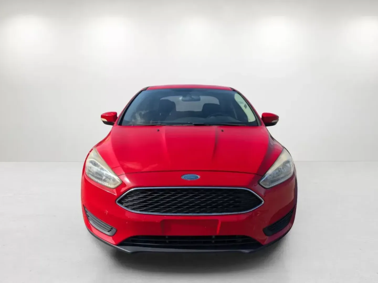 2016 Ford Focus SE (1FADP3F28GL) with an Regular Unleaded I-4 2.0 L/122 engine, located at 1430 Gateway Drive, Opelika, AL, 36801, (334) 239-0944, 32.637871, -85.409790 - **Get Ready for Your Next Adventure with the 2016 Ford Focus SE at Gils Auto!**<br /> <br /> Are you searching for a reliable sedan that fits seamlessly into your busy lifestyle? Look no further than the 2016 Ford Focus SE, now available at Gils Auto in Opelika, AL! Perfect for daily commutes, weeke - Photo#2