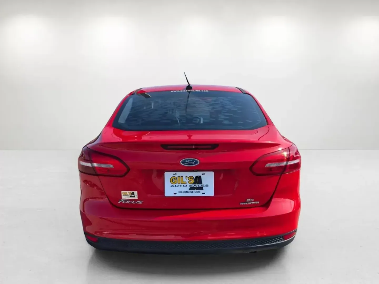 2016 Ford Focus SE (1FADP3F28GL) with an Regular Unleaded I-4 2.0 L/122 engine, located at 1430 Gateway Drive, Opelika, AL, 36801, (334) 239-0944, 32.637871, -85.409790 - **Get Ready for Your Next Adventure with the 2016 Ford Focus SE at Gils Auto!**<br /> <br /> Are you searching for a reliable sedan that fits seamlessly into your busy lifestyle? Look no further than the 2016 Ford Focus SE, now available at Gils Auto in Opelika, AL! Perfect for daily commutes, weeke - Photo#6