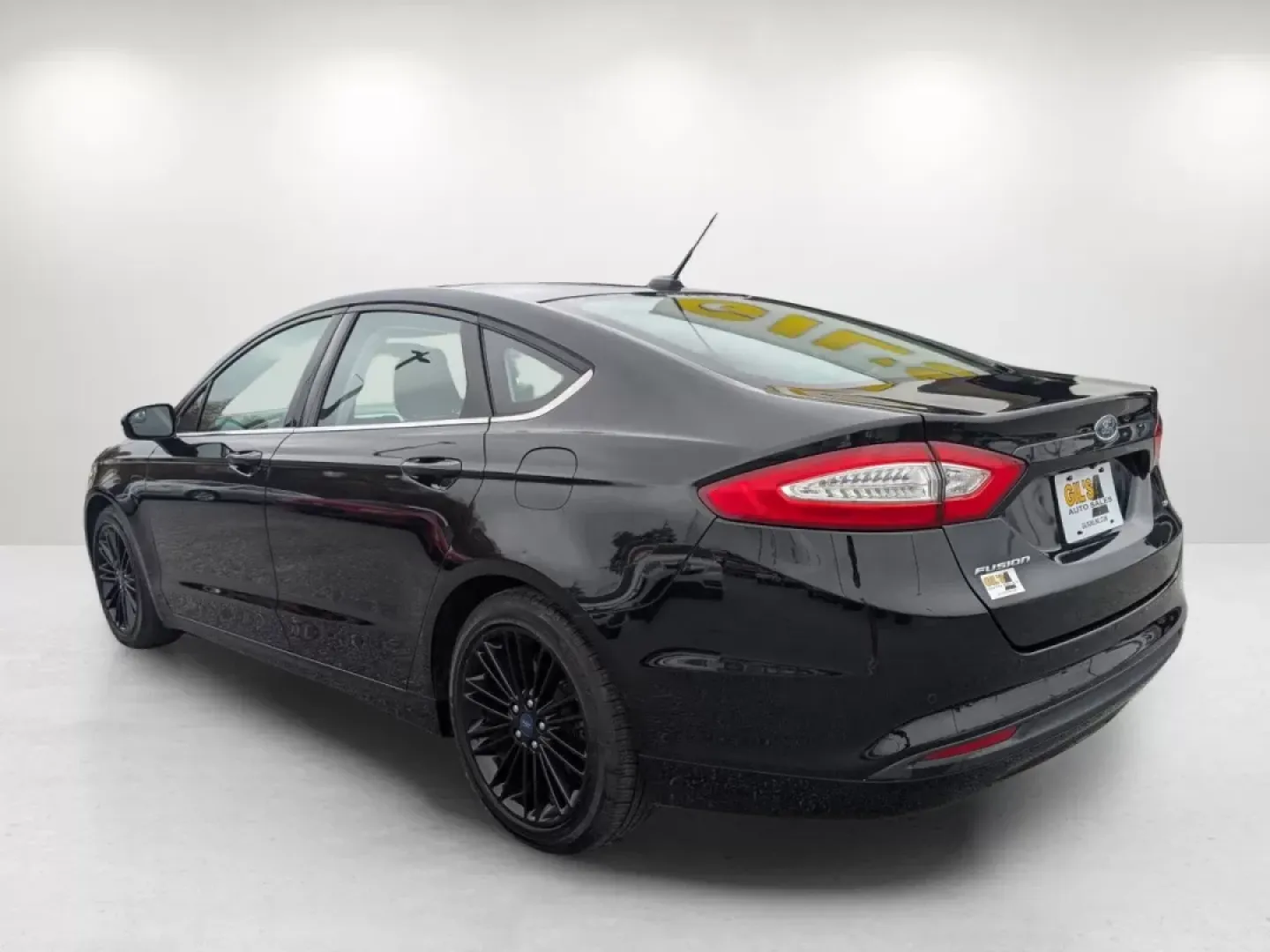 2016 Ford Fusion SE (1FA6P0H75G5) with an Other engine, located at 5115 14th Ave., Columbus, GA, 31904, (706) 323-0345, 32.511494, -84.971046 - **Discover Your Next Adventure with the 2016 Ford Fusion SE at Gils Auto!**<br /> <br /> Are you in search of a versatile sedan that perfectly balances style, comfort, and practicality? Look no further than the 2016 Ford Fusion SE, available now at Gils Auto in Phenix City, AL! This exceptional vehi - Photo#6