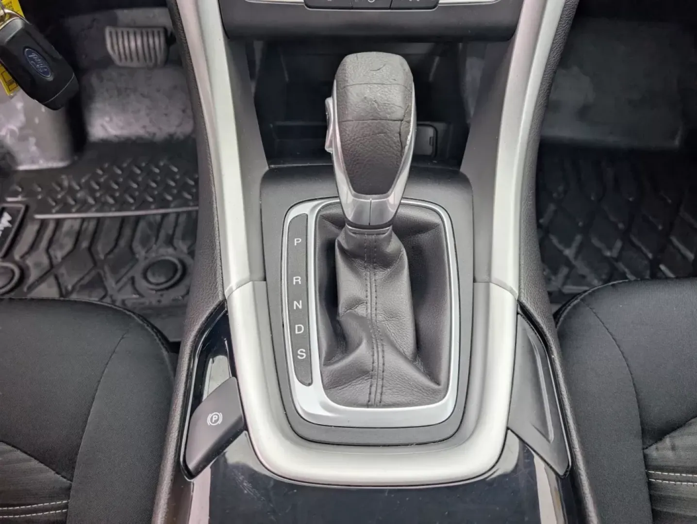 2016 Ford Fusion SE (1FA6P0H75G5) with an Other engine, located at 5115 14th Ave., Columbus, GA, 31904, (706) 323-0345, 32.511494, -84.971046 - **Discover Your Next Adventure with the 2016 Ford Fusion SE at Gils Auto!**<br /> <br /> Are you in search of a versatile sedan that perfectly balances style, comfort, and practicality? Look no further than the 2016 Ford Fusion SE, available now at Gils Auto in Phenix City, AL! This exceptional vehi - Photo#12