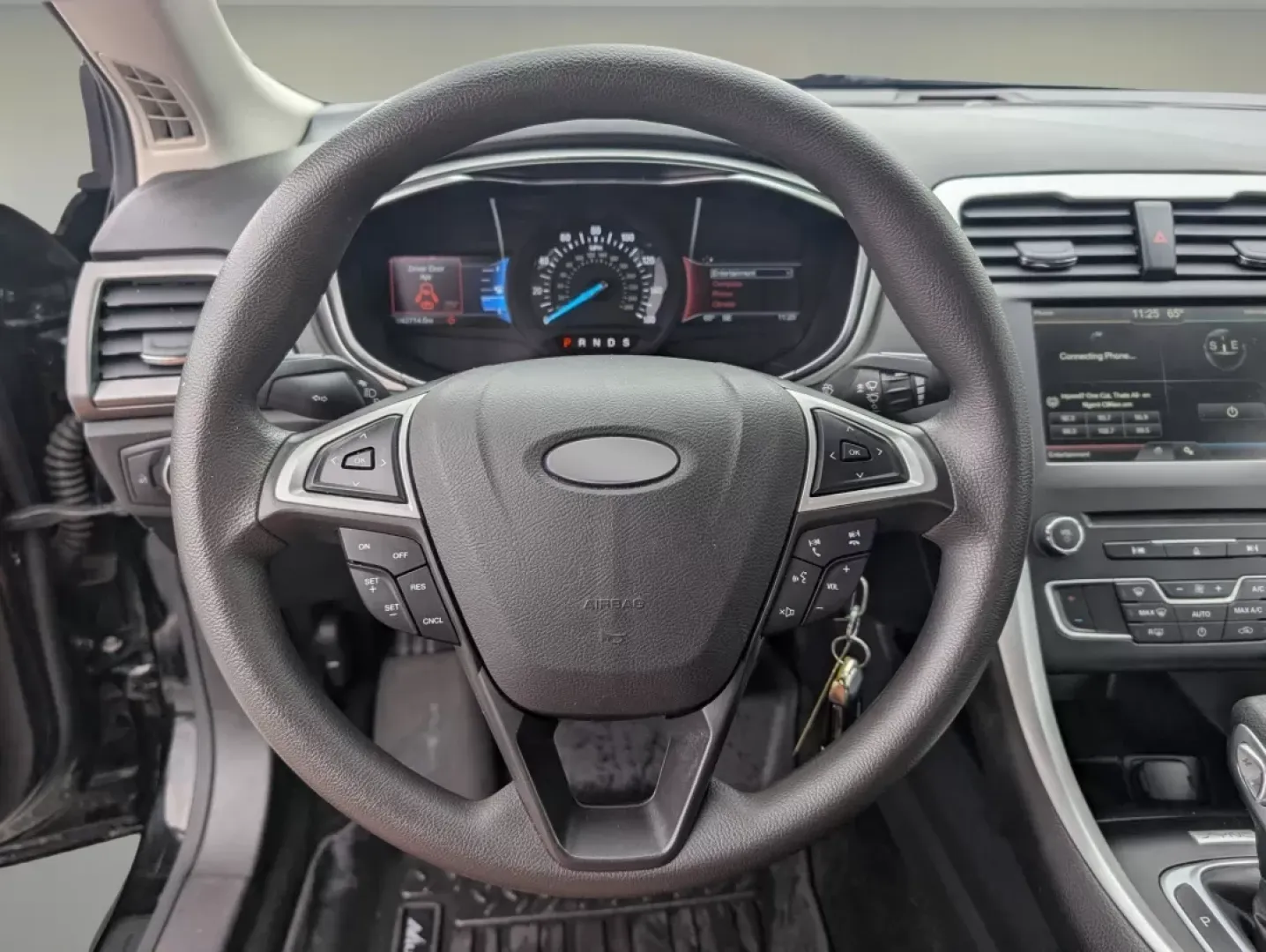 2016 Ford Fusion SE (1FA6P0H75G5) with an Other engine, located at 5115 14th Ave., Columbus, GA, 31904, (706) 323-0345, 32.511494, -84.971046 - **Discover Your Next Adventure with the 2016 Ford Fusion SE at Gils Auto!**<br /> <br /> Are you in search of a versatile sedan that perfectly balances style, comfort, and practicality? Look no further than the 2016 Ford Fusion SE, available now at Gils Auto in Phenix City, AL! This exceptional vehi - Photo#15