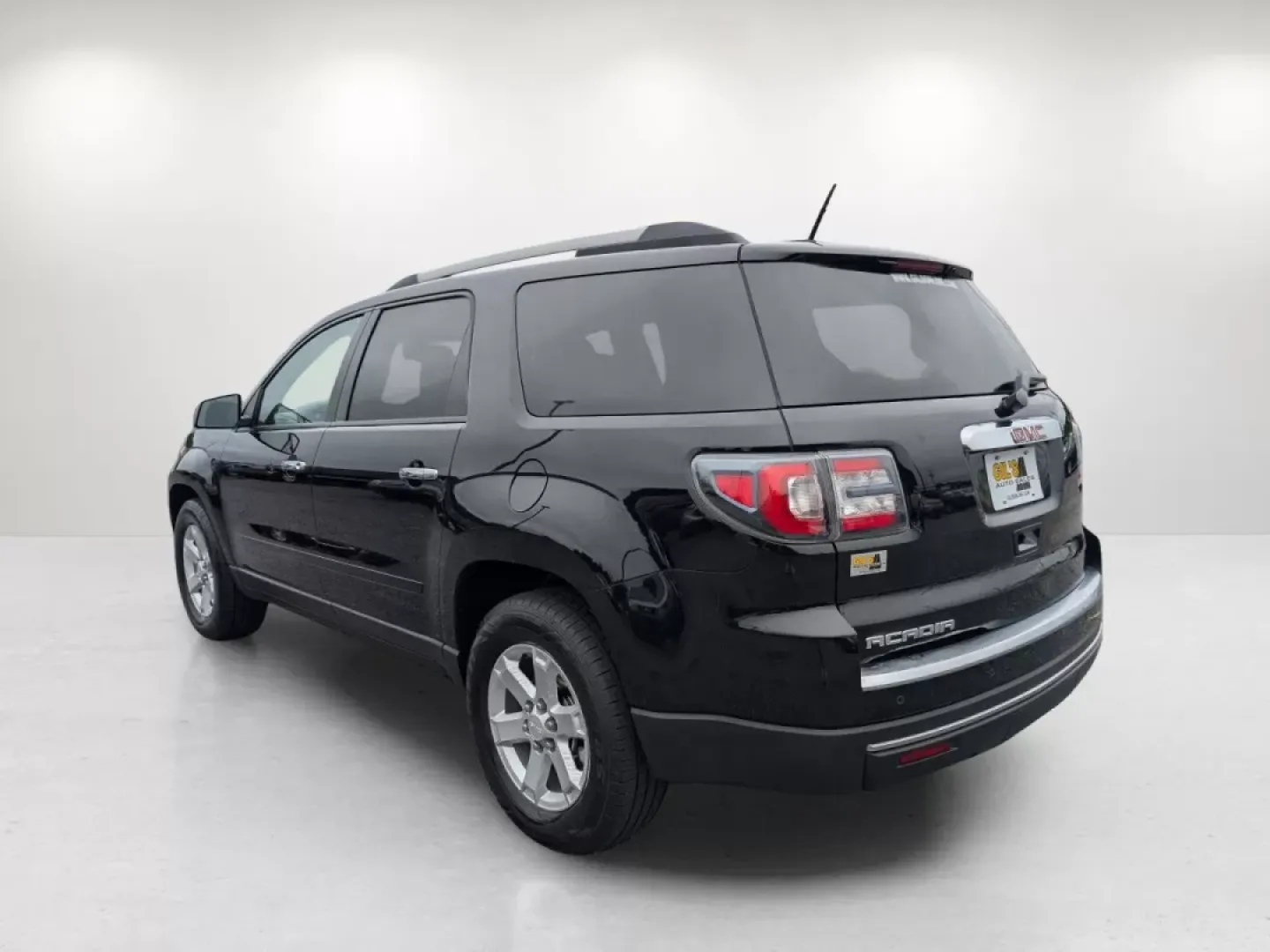 2016 /Ebony GMC Acadia SLE (1GKKRPKD5GJ) with an Other engine, located at 3959 U.S. 80 W, Phenix City, AL, 36870, (334) 297-4885, 32.469296, -85.135185 - **Adventure Awaits with the 2016 GMC Acadia SLE in Phenix City, AL!**<br /> <br /> Are you ready to elevate your family outings or weekend adventures? The 2016 GMC Acadia SLE is designed for those who crave versatility, comfort, and safety in their daily drives and excursions. Whether you're embarki - Photo#7