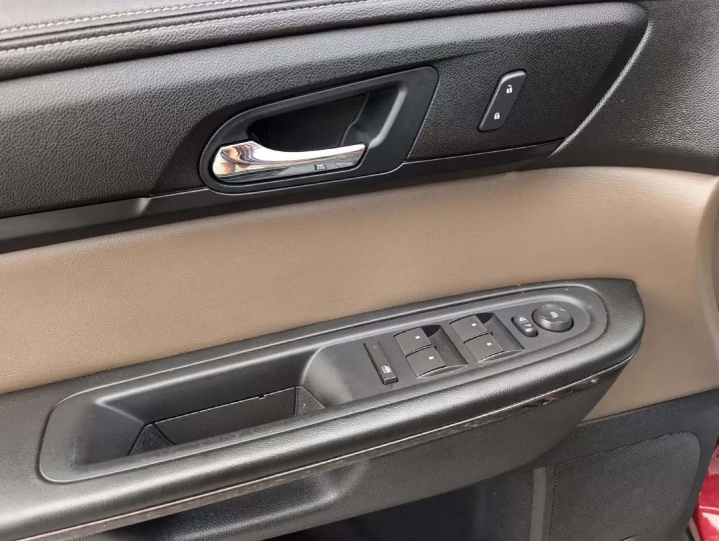 2016 /Dark Cashmere GMC Acadia SLT (1GKKRRKD9GJ) with an Other engine, located at 1430 Gateway Drive, Opelika, AL, 36801, (334) 239-0944, 32.637871, -85.409790 - **Discover the Ideal Family SUV: 2016 GMC Acadia SLT at Gils Auto in Opelika, AL!**<br /> <br /> Are you seeking the perfect vehicle for family adventures, weekend getaways, or daily commutes? Look no further! The 2016 GMC Acadia SLT is designed with your lifestyle in mind. With its spacious interio - Photo#9