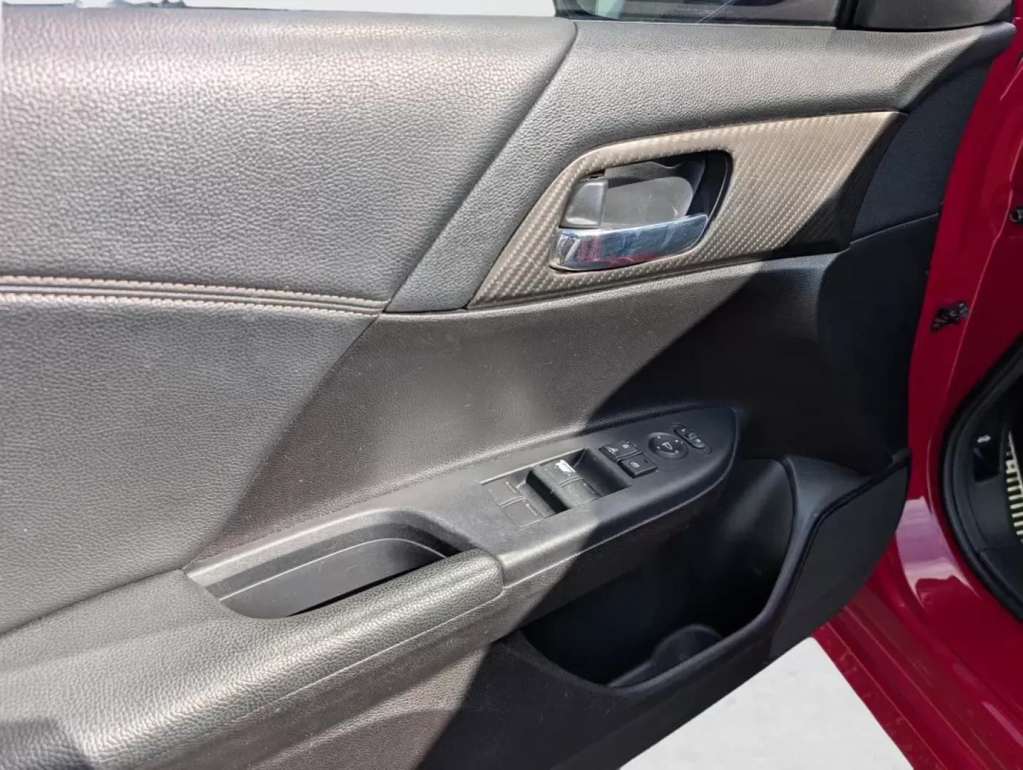 2016 Honda Accord Sedan Sport (1HGCR2F52GA) with an Other engine, located at 7000 Northlake Connector, Columbus, GA, 31904, (706) 987-8085, 32.524975, -84.978134 - ### Drive Your Dreams with the 2016 Honda Accord Sedan Perfect for Every Lifestyle!<br /> <br /> Looking for a vehicle that effortlessly combines style, performance, and comfort? The 2016 Honda Accord Sedan Sport is your ticket to a driving experience that suits your busy life, whether you're a gro - Photo#15