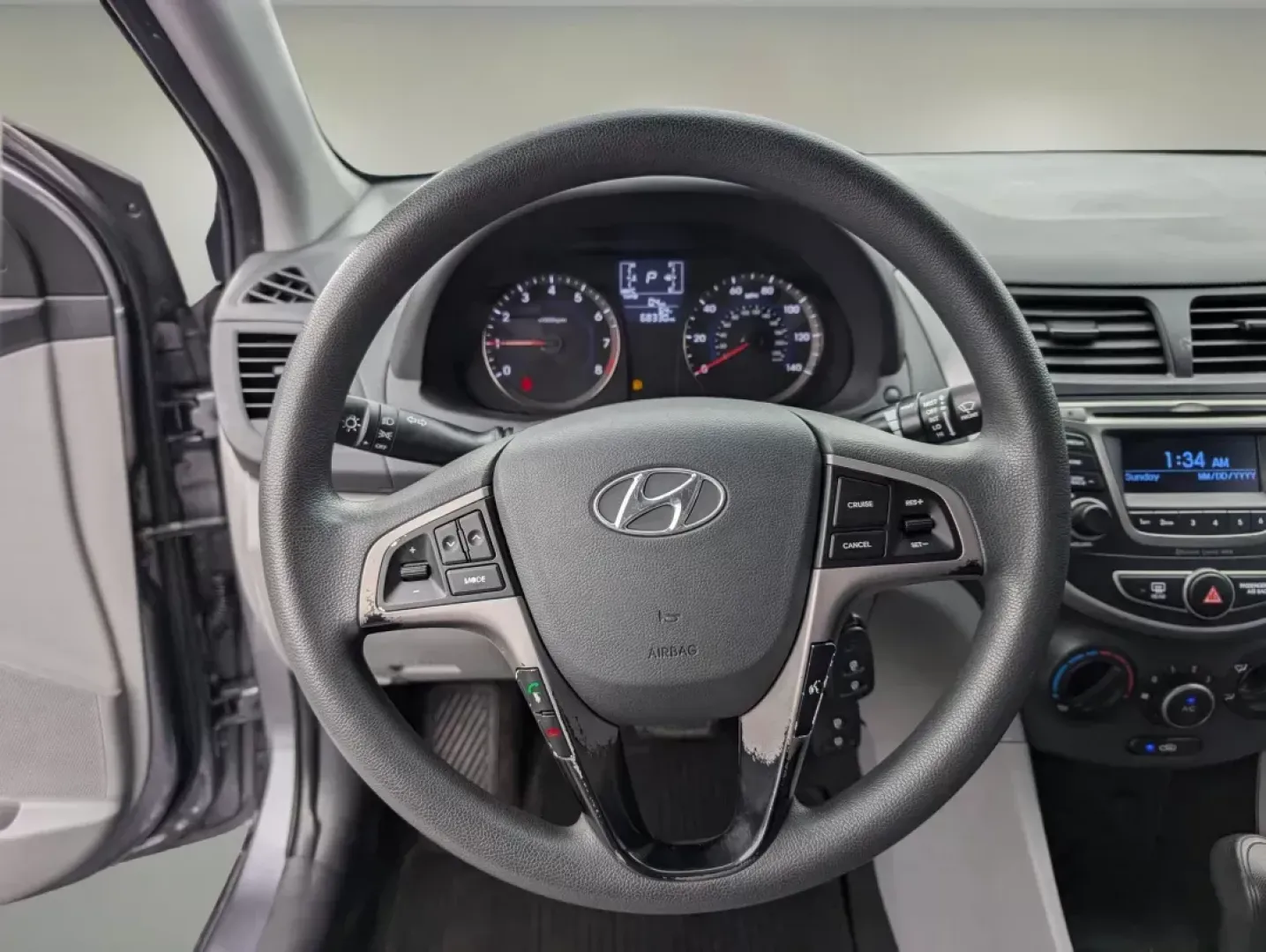 2016 /Gray Hyundai Accent SE (KMHCT4AE2GU) with an Regular Unleaded I-4 1.6 L/97 engine, 6-Speed Automatic w/OD transmission, located at 3959 U.S. 80 W, Phenix City, AL, 36870, (334) 297-4885, 32.469296, -85.135185 - **Discover the Perfect Commuter Vehicle: 2016 Hyundai Accent SE at Gils Auto, Phenix City!**<br /> <br /> Are you looking for a reliable and budget-friendly vehicle that can keep up with your daily hustle? The 2016 Hyundai Accent SE is designed for individuals who prioritize efficiency and comfort, - Photo#16