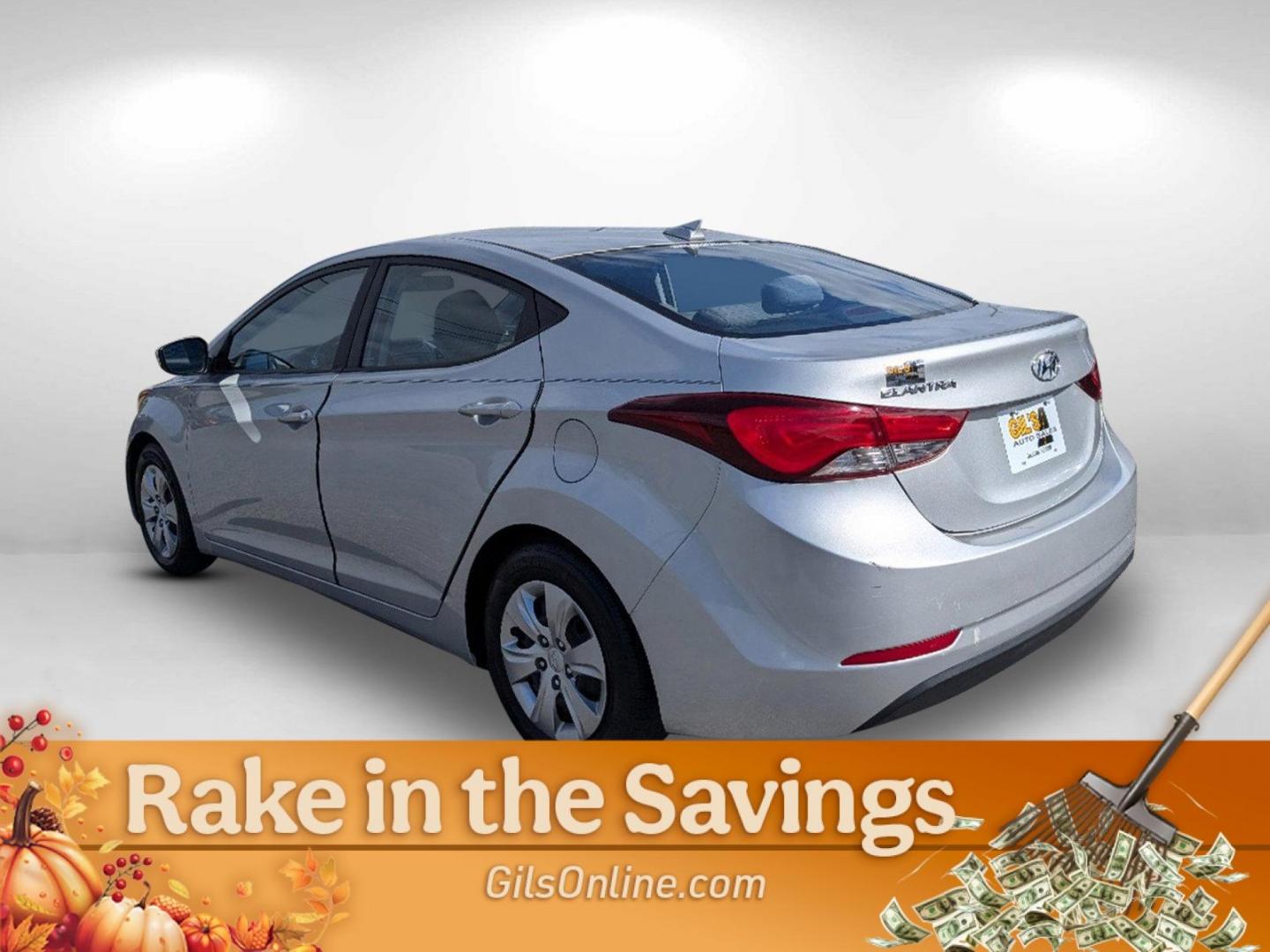 2016 /Gray Hyundai Elantra SE (KMHDH4AE5GU) with an Regular Unleaded I-4 1.8 L/110 engine, 6-Speed Automatic w/OD transmission, located at 3959 U.S. 80 W, Phenix City, AL, 36870, (334) 297-4885, 32.469296, -85.135185 - 2016 Hyundai Elantra SE - Photo#6