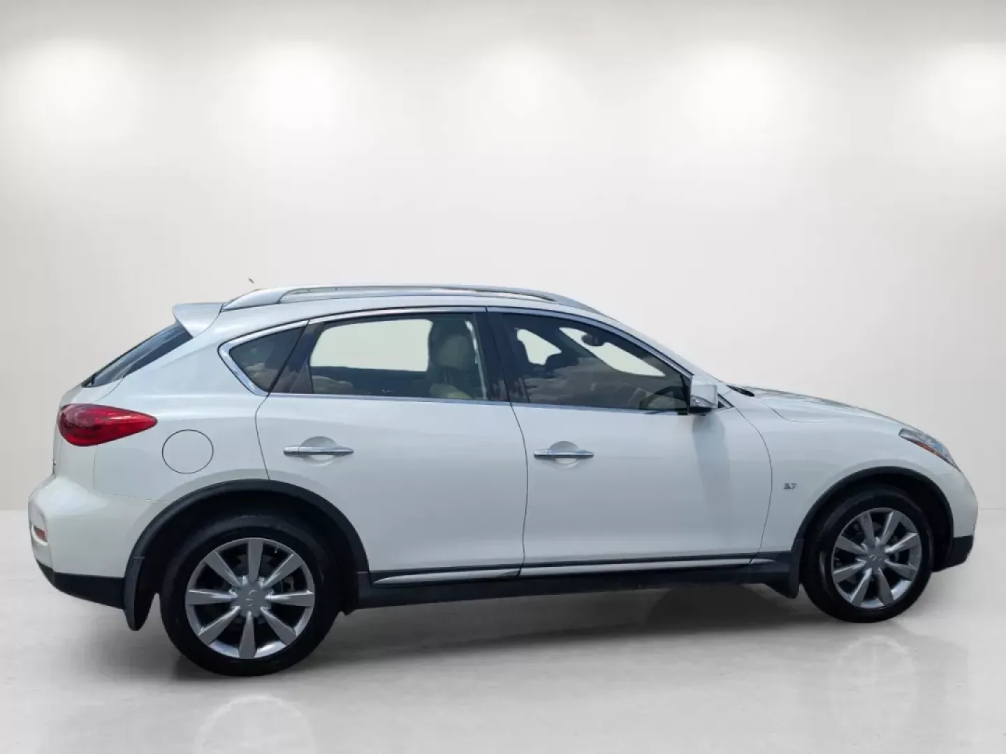2016 /Wheat Infiniti QX50 (JN1BJ0RP5GM) with an Other engine, located at 521 Old Farm Lane Rd, Prattville, AL, 36066, (334) 325-1505, 32.482460, -86.416367 - Experience luxury and versatility with the 2016 Infiniti QX50, a perfect blend of style and functionality for those seeking a reliable SUV. Whether you're navigating the daily grind of commuting or planning a weekend getaway, this vehicle is designed to elevate your driving experience. Available now - Photo#3