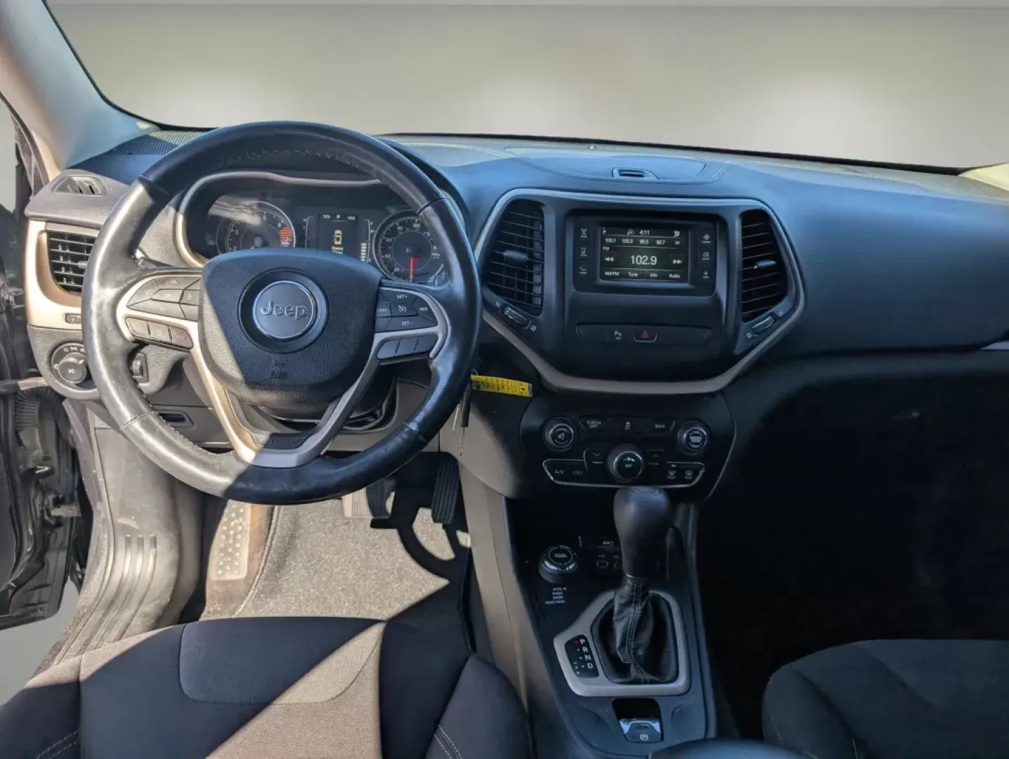 2016 /Black Jeep Cherokee Latitude (1C4PJMCB4GW) with an Other engine, located at 804 22nd Ave, Phenix City, AL, 36870, (334) 297-1860, 32.484749, -85.024475 - Experience the perfect blend of adventure and comfort with the 2016 Jeep Cherokee Latitude, designed for those who crave weekend getaways or daily commutes without compromise. Whether you're running errands around Phenix City or planning an exhilarating trip to nearby Lake Harding, this versatile cr - Photo#11