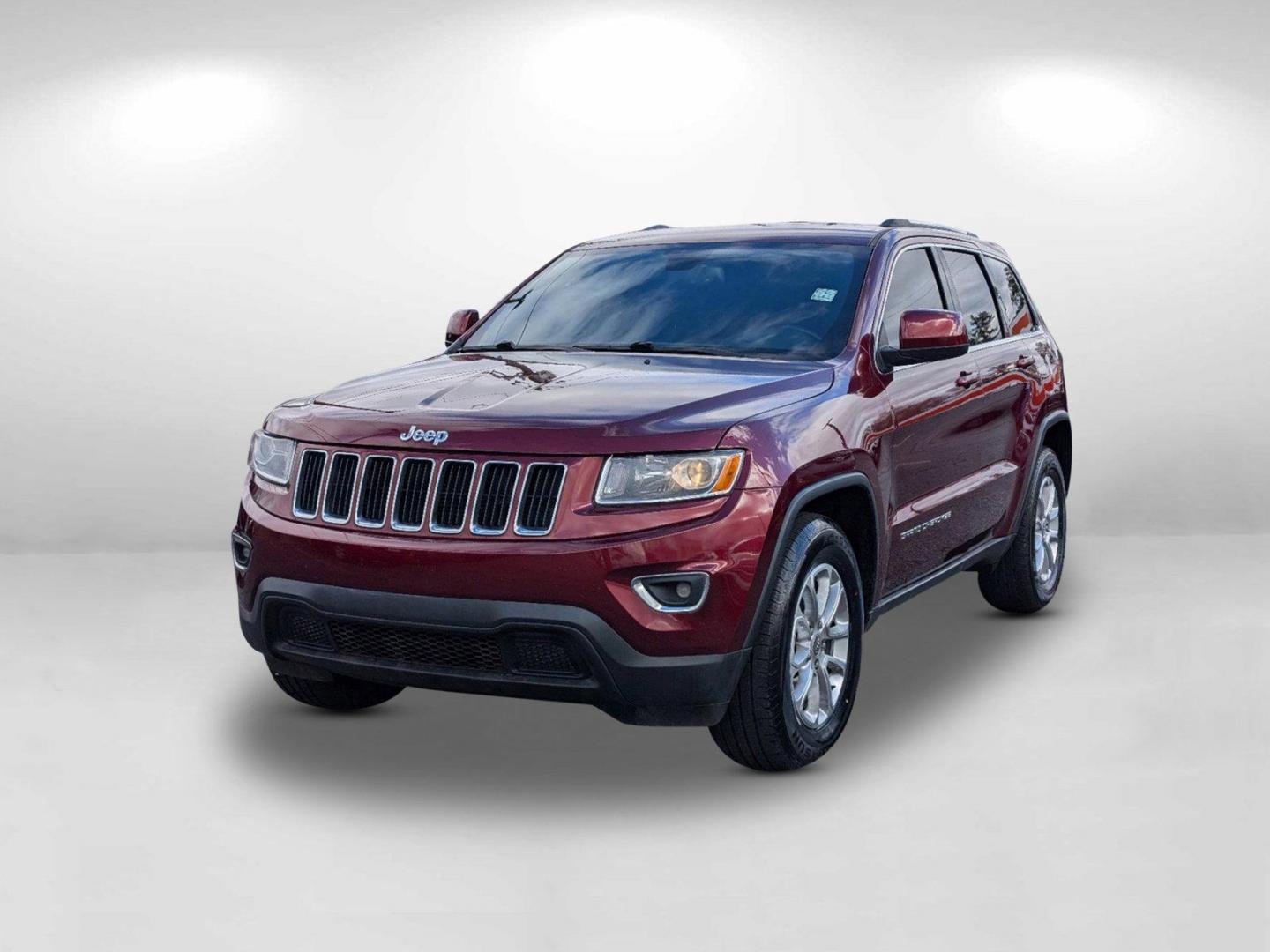 2016 /Black Jeep Grand Cherokee Laredo (1C4RJEAG8GC) with an Regular Unleaded V-6 3.6 L/220 engine, 8-Speed Automatic w/OD transmission, located at 3959 U.S. 80 W, Phenix City, AL, 36870, (334) 297-4885, 32.469296, -85.135185 - 2016 Jeep Grand Cherokee Laredo - Photo#2